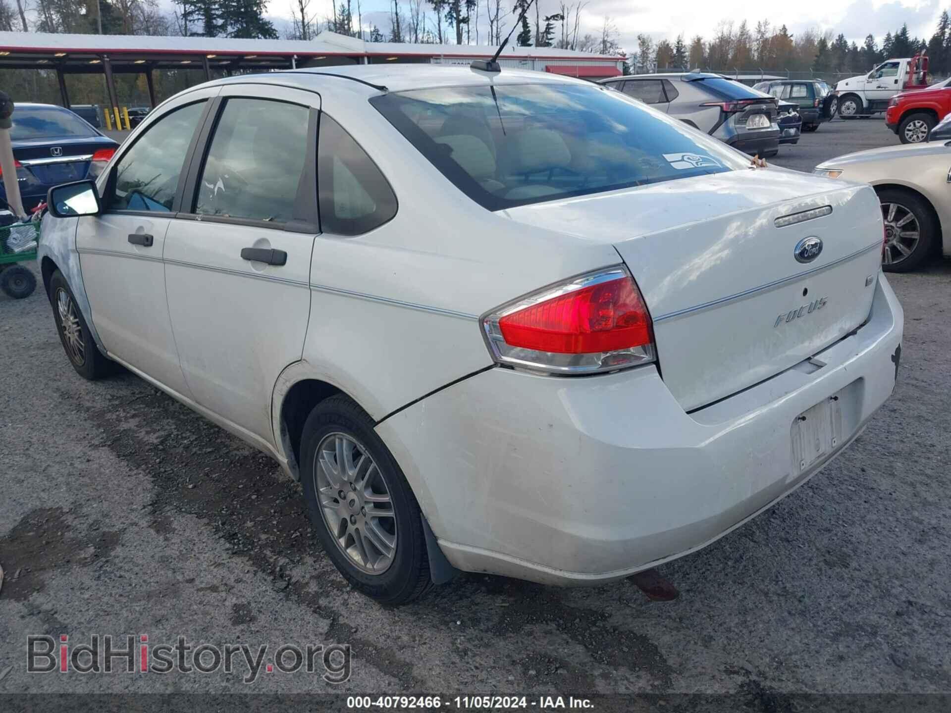 2009 FORD FOCUS - VIN: 1FAHP35N29W117342 - Фото 3