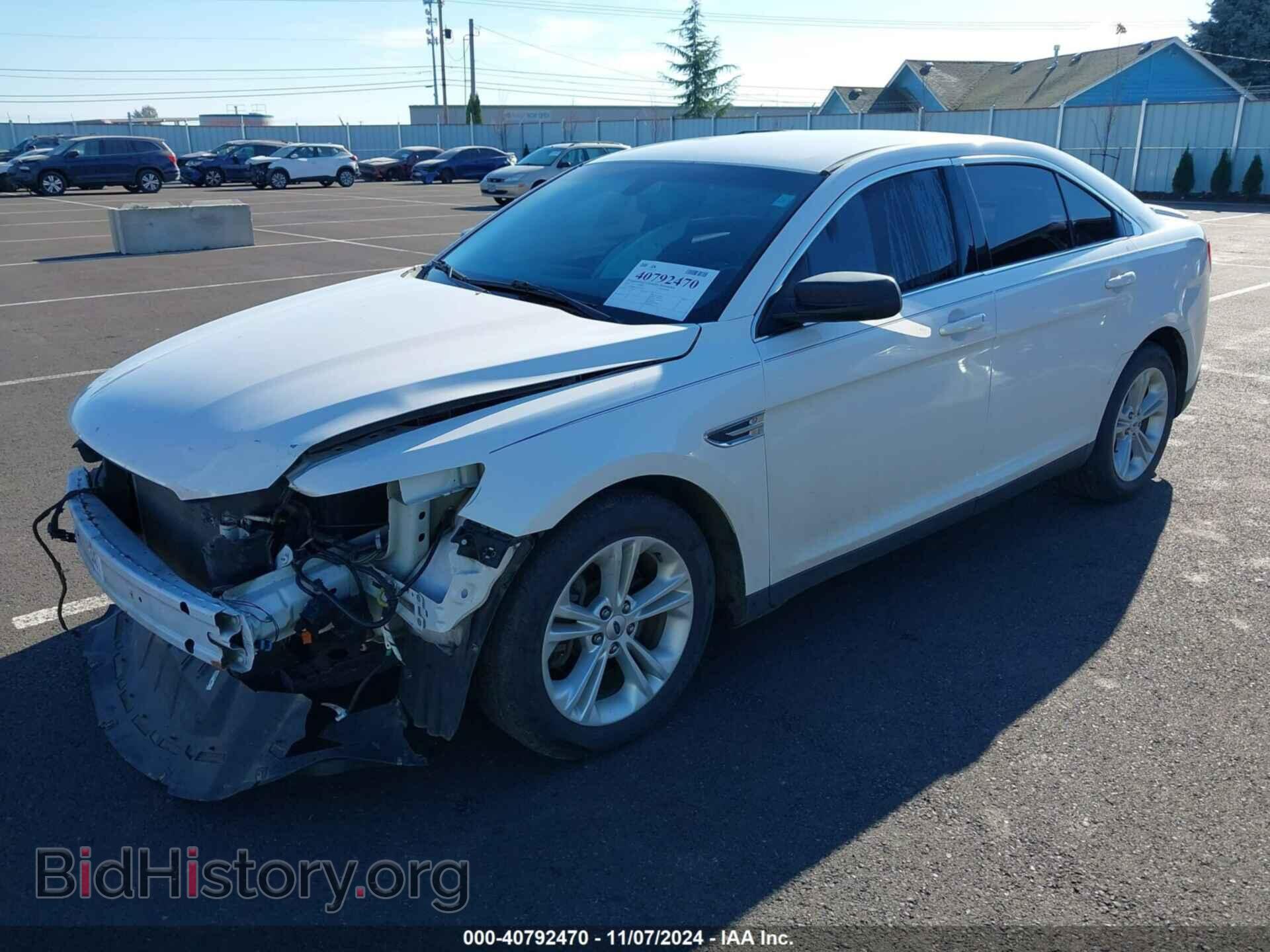 2016 FORD TAURUS - VIN: 1FAHP2E88GG142743 - Фото 2