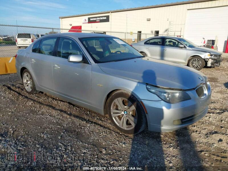 2009 BMW 528I (VIN WBANU53559C122828) — фото 1 из 16, IAAI, повреждение: нормальный износ