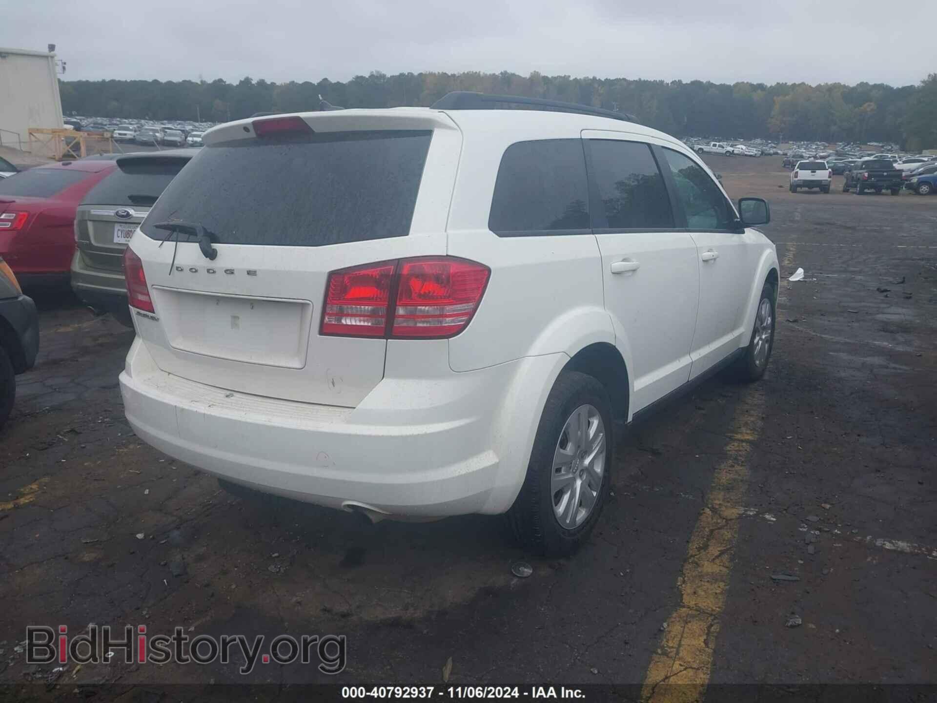2017 DODGE JOURNEY - VIN: 3C4PDCAB3HT529770 - Фото 4