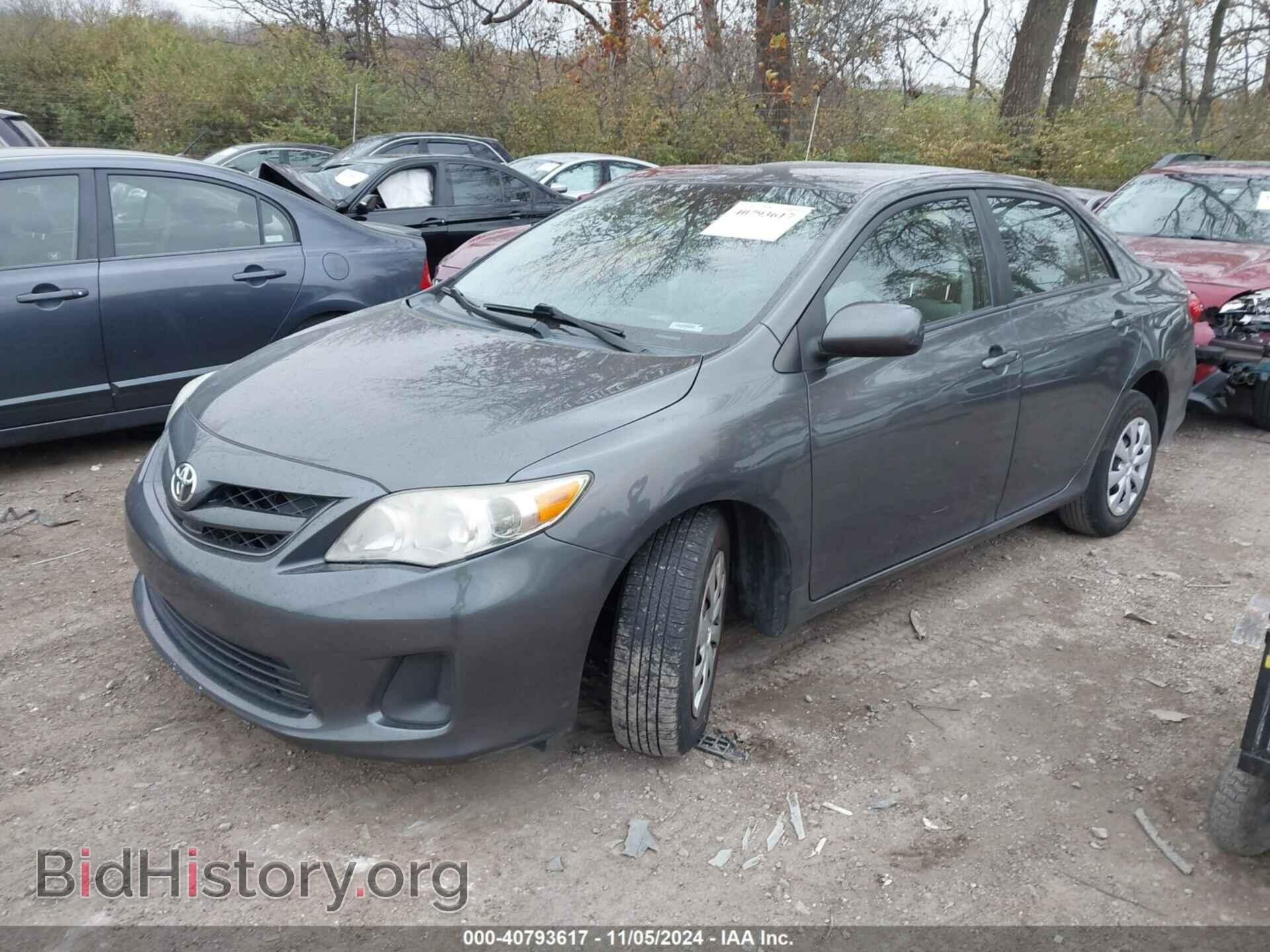 2011 TOYOTA COROLLA - VIN: 2T1BU4EE5BC588981 - Фото 2