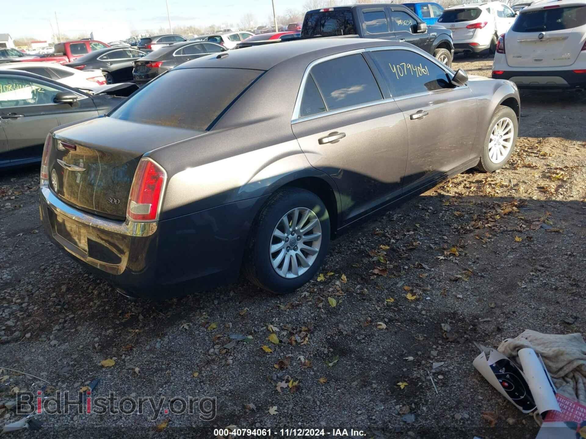 2013 CHRYSLER 300 - VIN: 2C3CCAAG5DH630706 - Фото 4