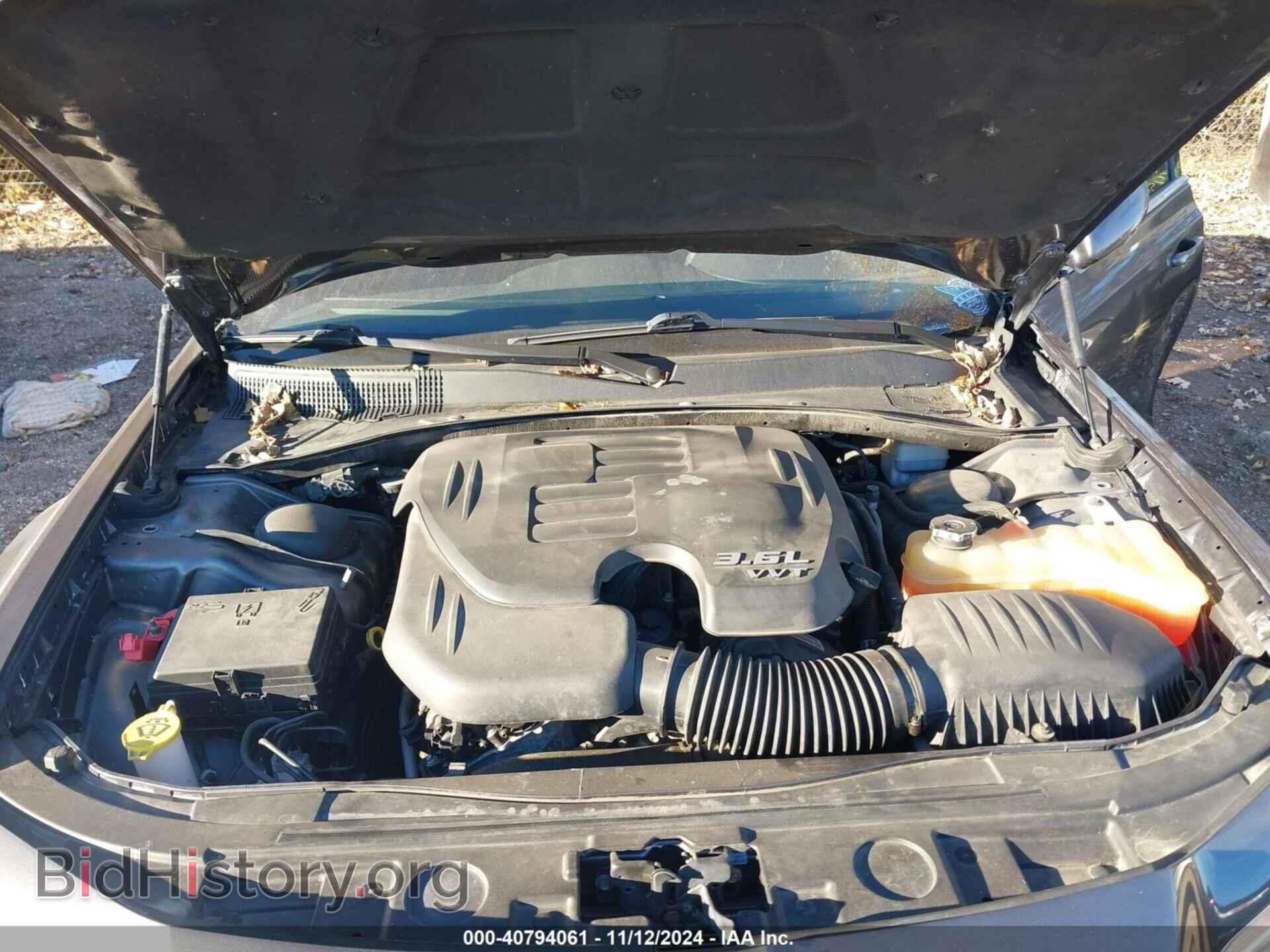 2013 CHRYSLER 300 - VIN: 2C3CCAAG5DH630706 - Фото 10