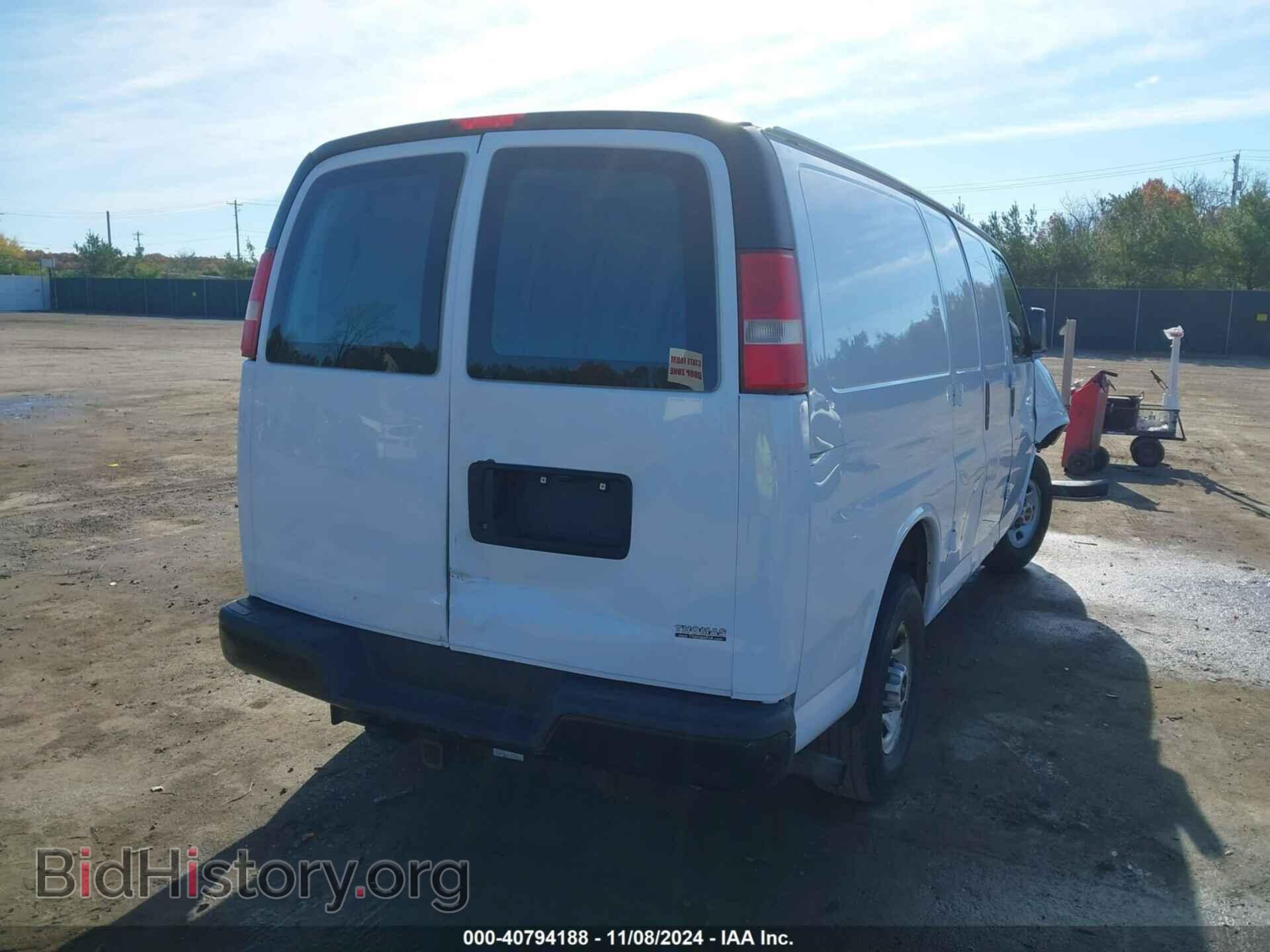 2014 GMC SAVANA 2500 - VIN: 1GTW7FCG3E1126775 - Photo 4