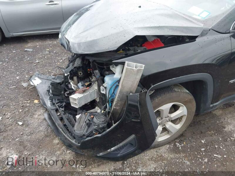2020 Jeep COMPASS (VIN 3C4NJDBB2LT219526) — photo 6 of 16
