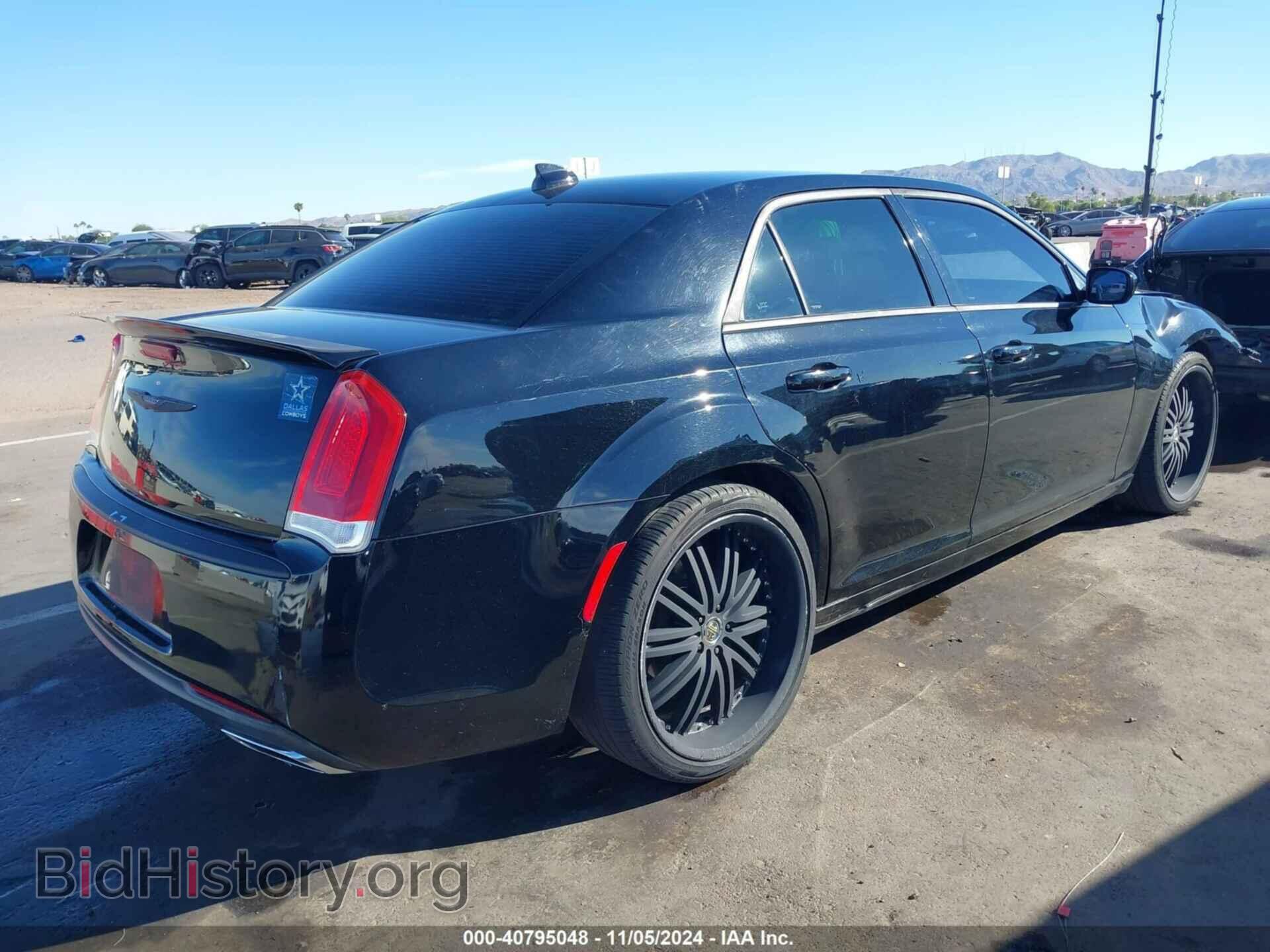 2015 CHRYSLER 300 - VIN: 2C3CCAAG8FH796771 - Фото 4