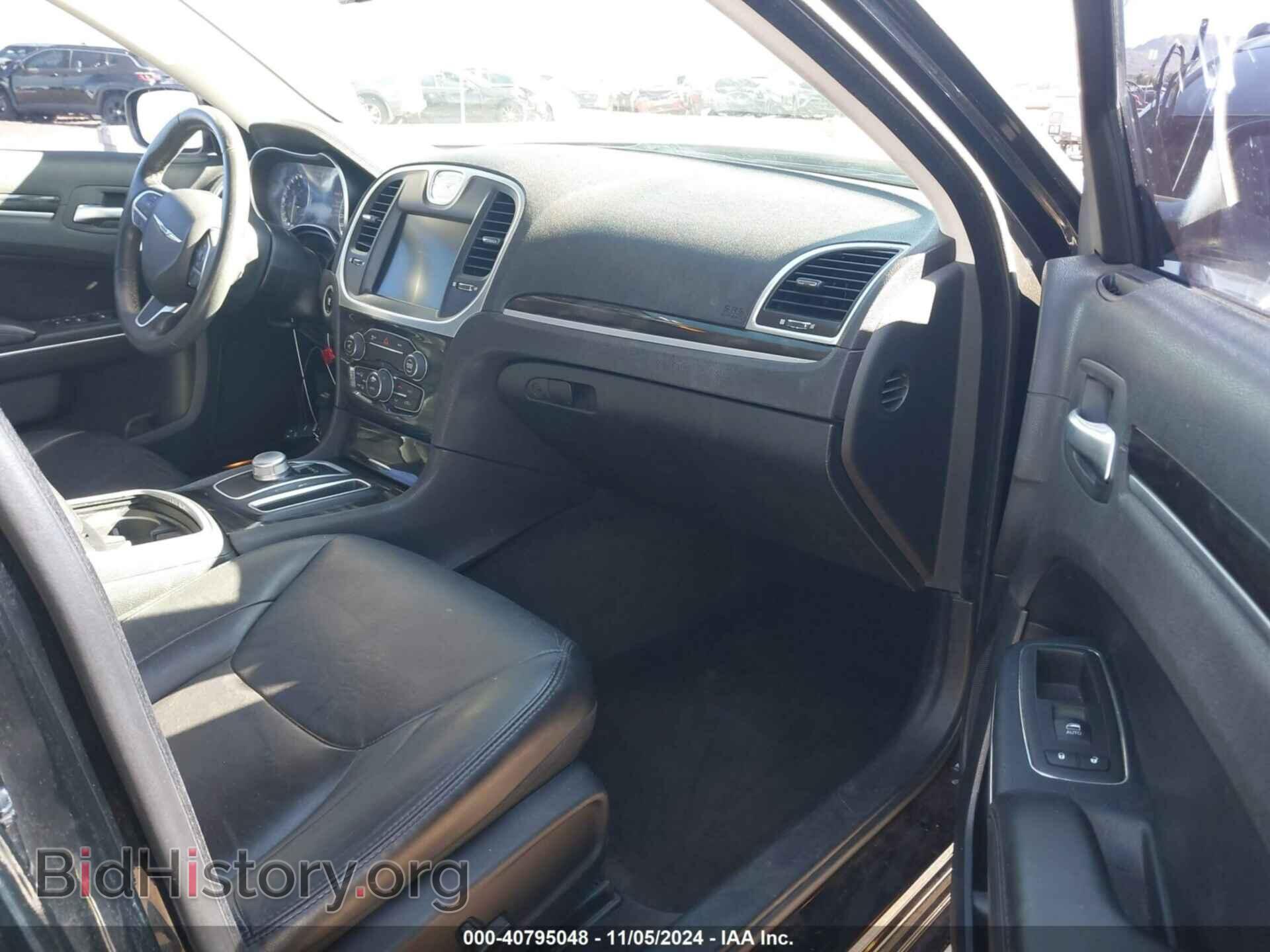 2015 CHRYSLER 300 - VIN: 2C3CCAAG8FH796771 - Фото 5