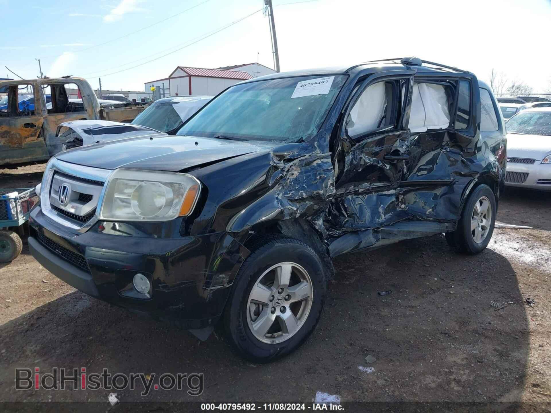 2011 HONDA PILOT - VIN: 5FNYF4H46BB072969 - Фото 2