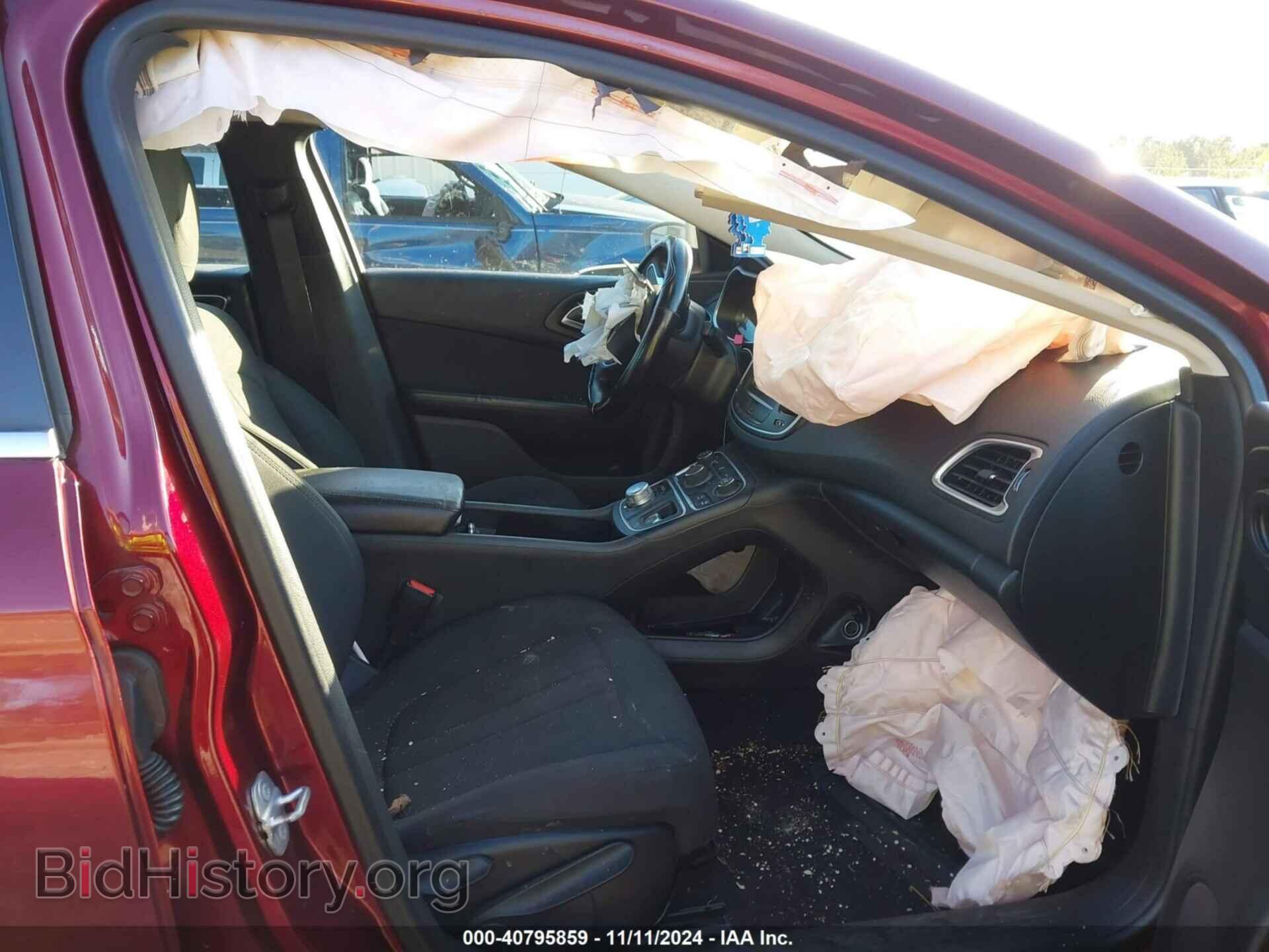 2016 CHRYSLER 200 - VIN: 1C3CCCAB8GN145035 - Фото 5