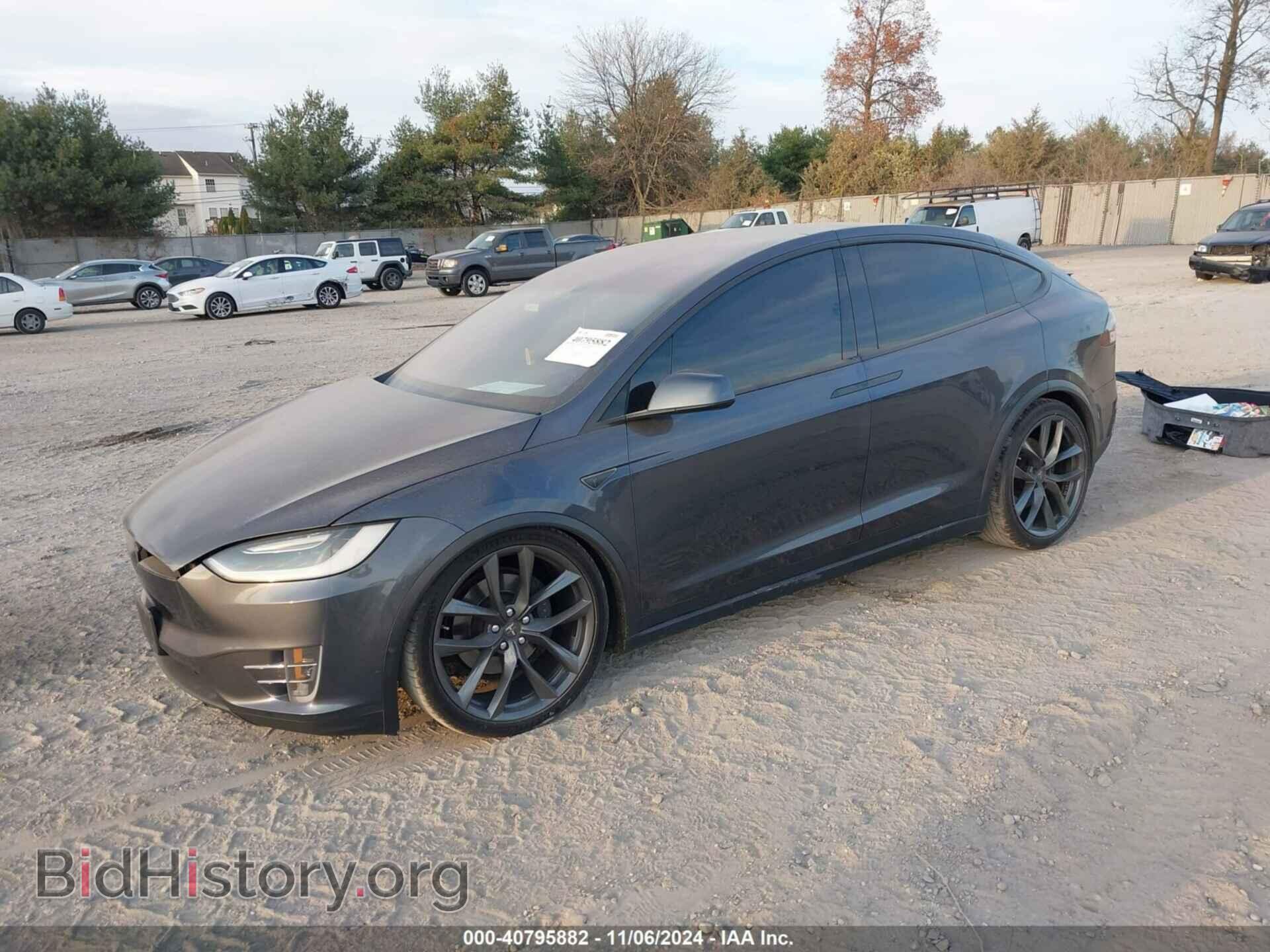 2016 TESLA MODEL X - VIN: 5YJXCBE21GF005845 - Фото 2