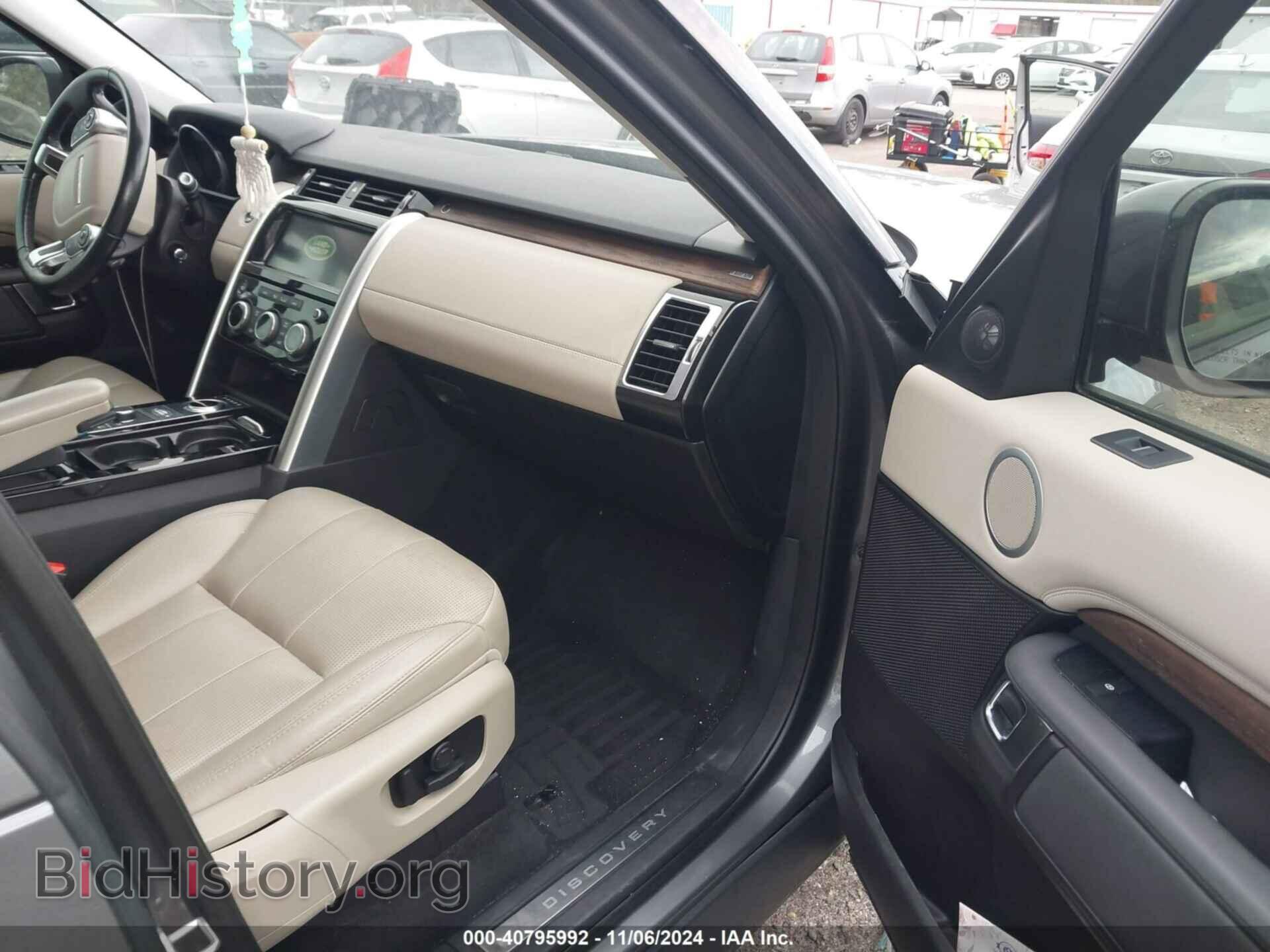 2017 LAND ROVER DISCOVERY - VIN: SALRRBBV5HA041272 - Фото 5