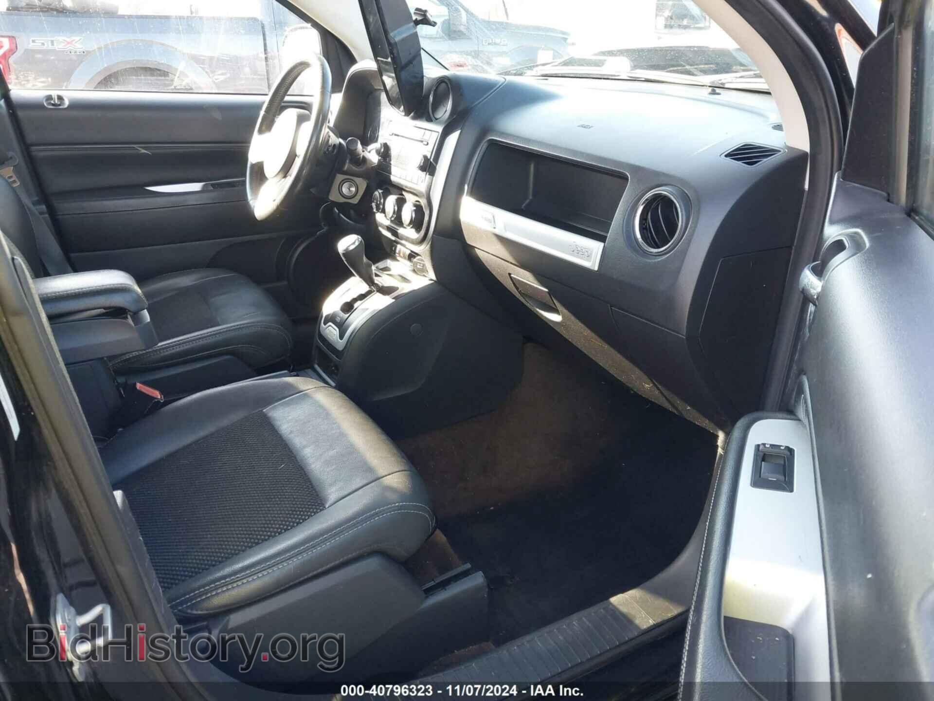 2016 JEEP COMPASS - VIN: 1C4NJCEB9GD599885 - Фото 5