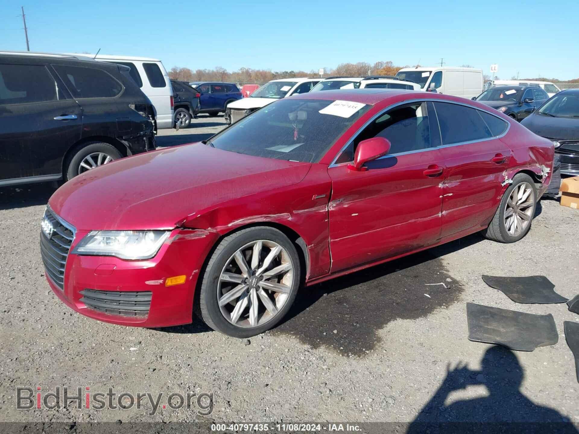 2012 AUDI A7 - VIN: WAUYGAFC3CN048442 - Фото 2