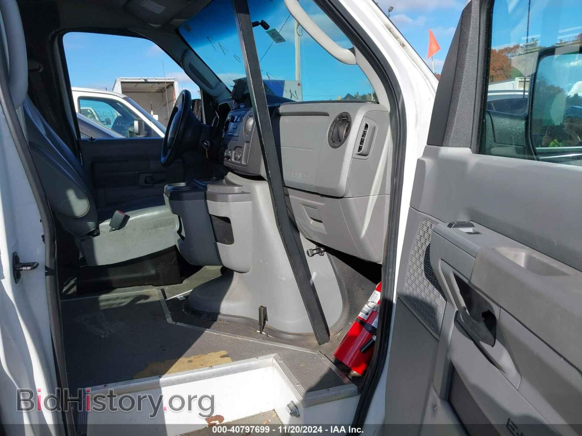 2011 FORD E-150 - VIN: 1FTNE1EW3BDB34877 - Фото 5