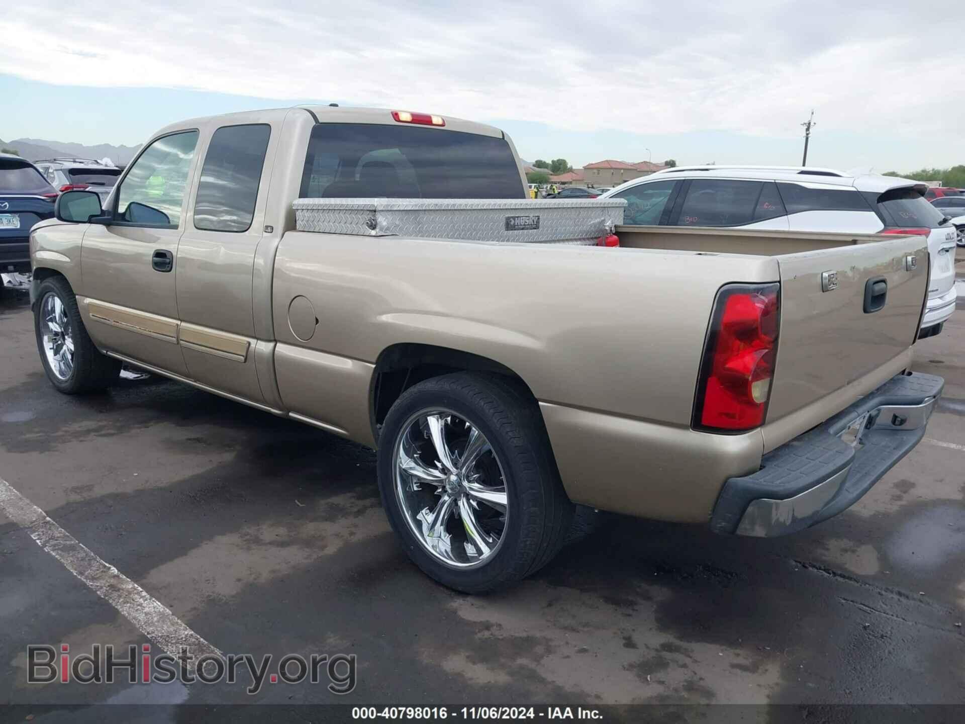 2005 CHEVROLET SILVERADO 1500 - VIN: 1GCEC19V75Z190772 - Фото 3