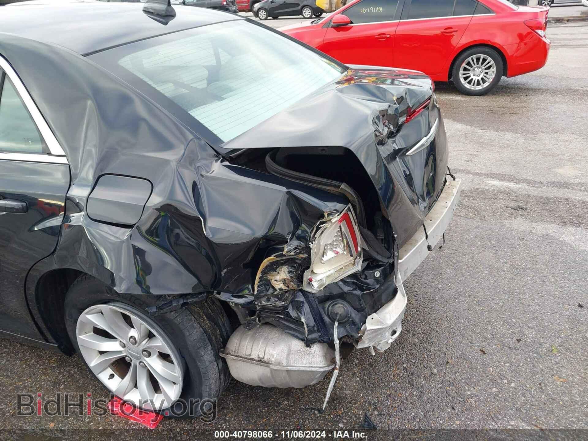 2015 CHRYSLER 300 - VIN: 2C3CCAAG7FH742846 - Фото 6