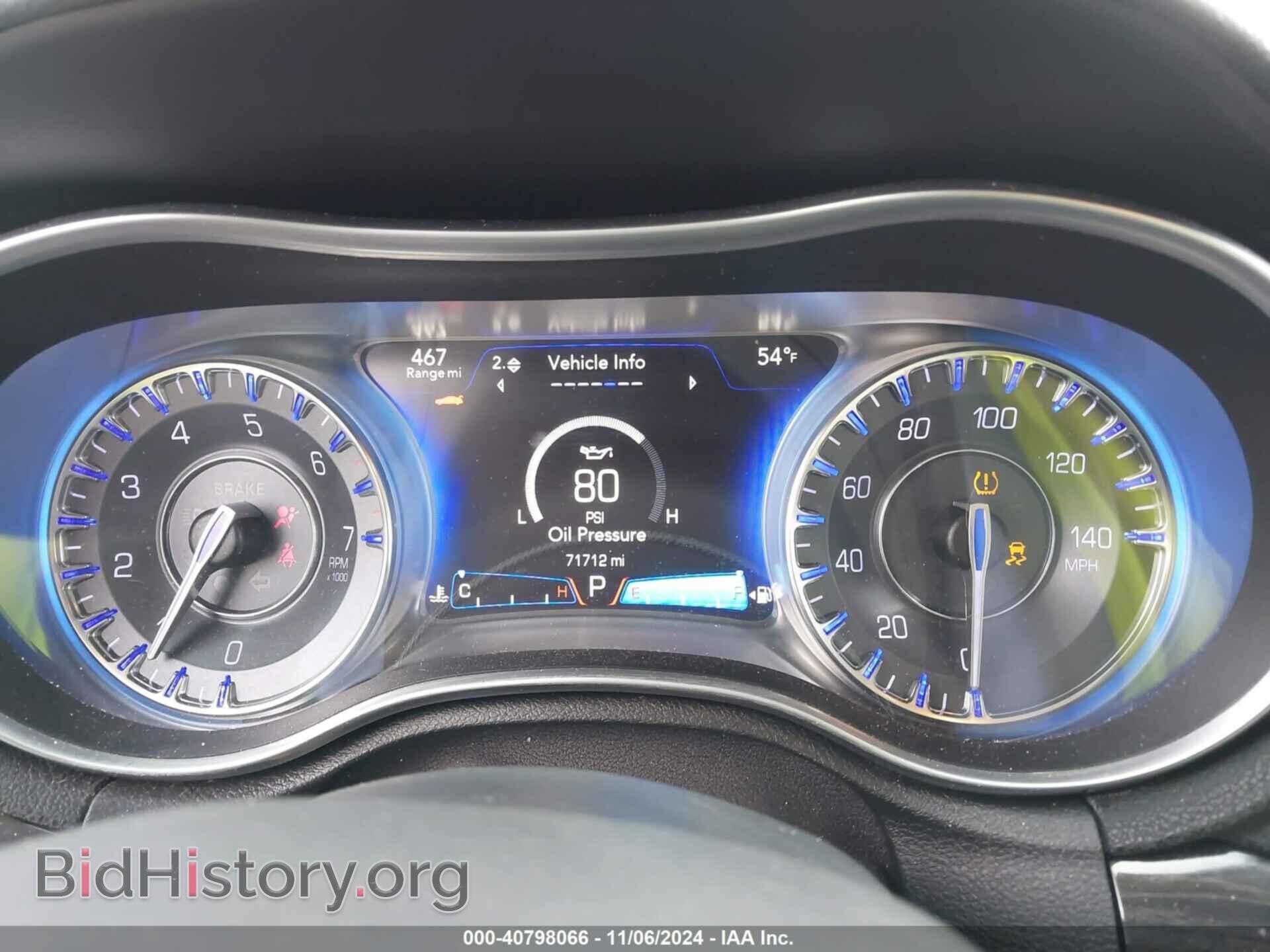 2015 CHRYSLER 300 - VIN: 2C3CCAAG7FH742846 - Фото 7