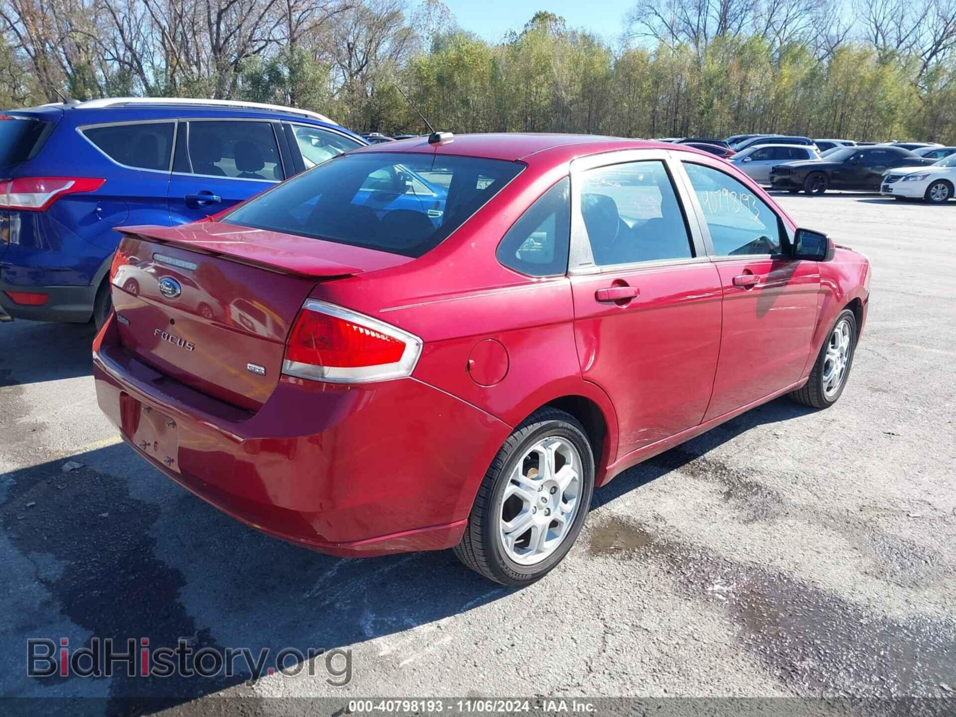 2009 FORD FOCUS - VIN: 1FAHP36N19W187882 - Фото 4