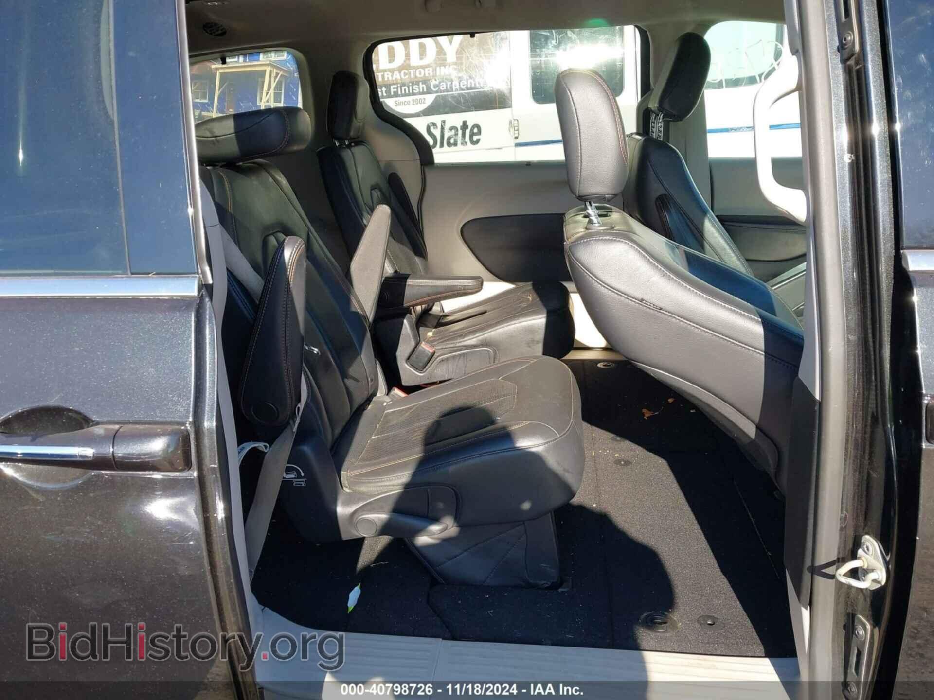 2019 CHRYSLER PACIFICA - VIN: 2C4RC1BG9KR669732 - Фото 8