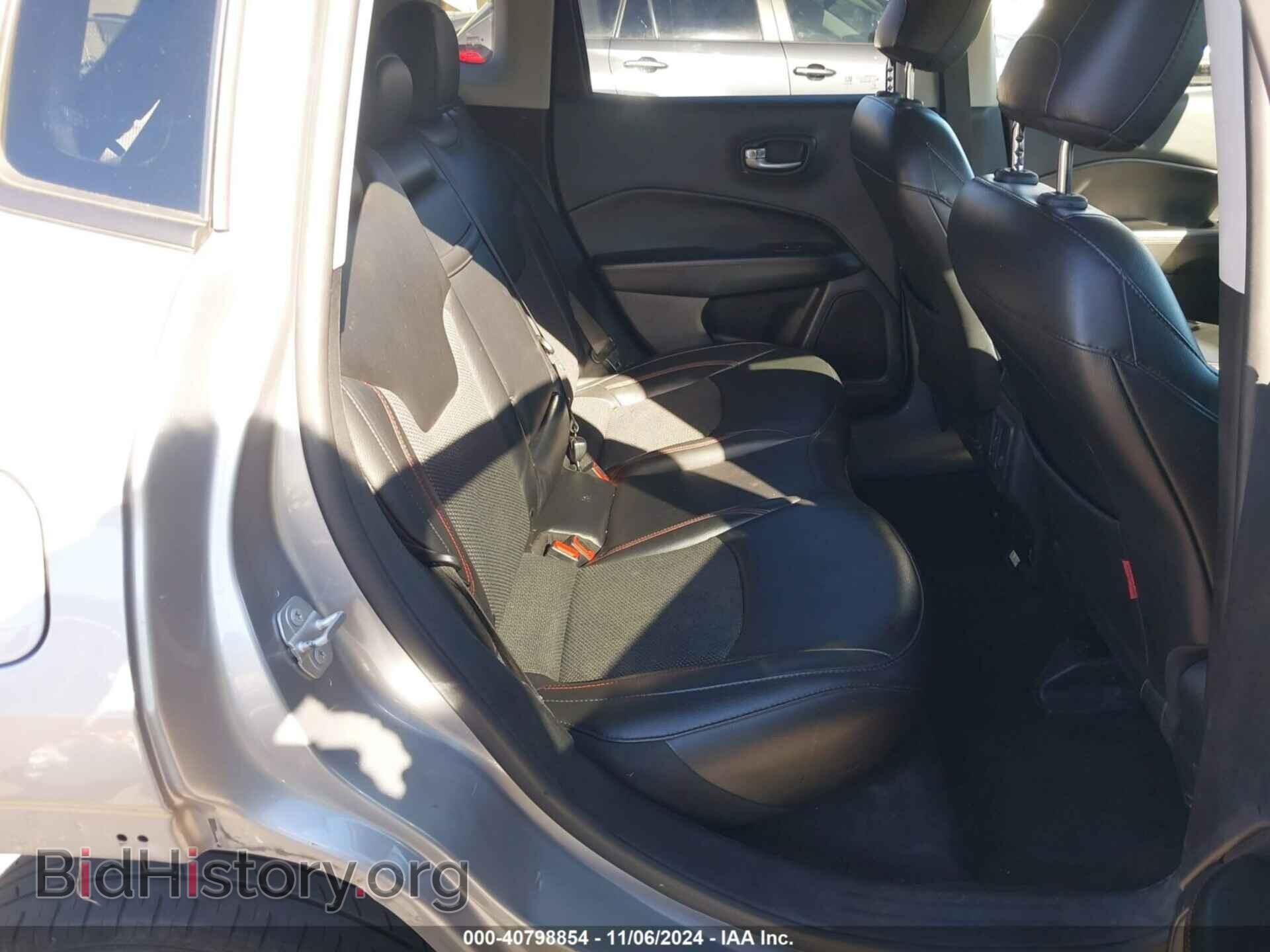 2019 JEEP COMPASS - VIN: 3C4NJDDB6KT668848 - Фото 8