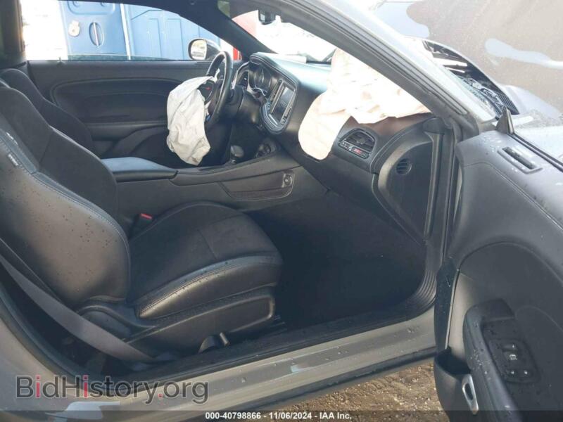 2023 Dodge CHALLENGER (VIN 2C3CDZFJXPH684510) — фото 5 из 15