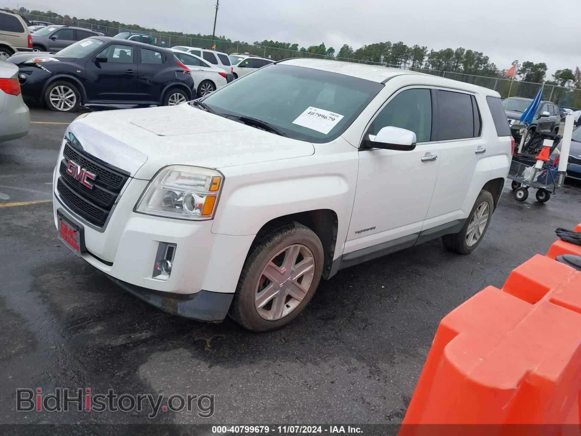 2010 GMC TERRAIN - VIN: 2CTFLFEY8A6374565 - Photo 2