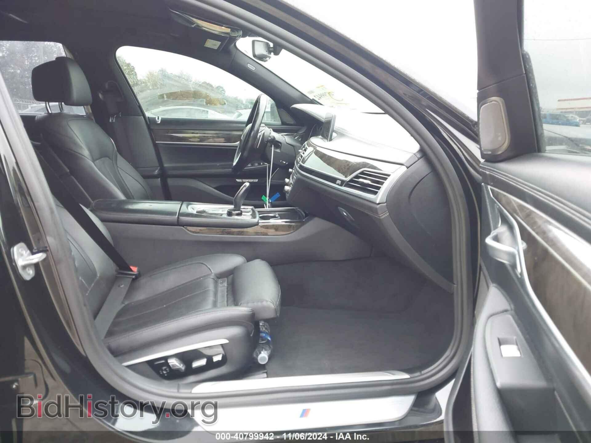 2017 BMW 740I - VIN: WBA7E4C30HGV23399 - Фото 5