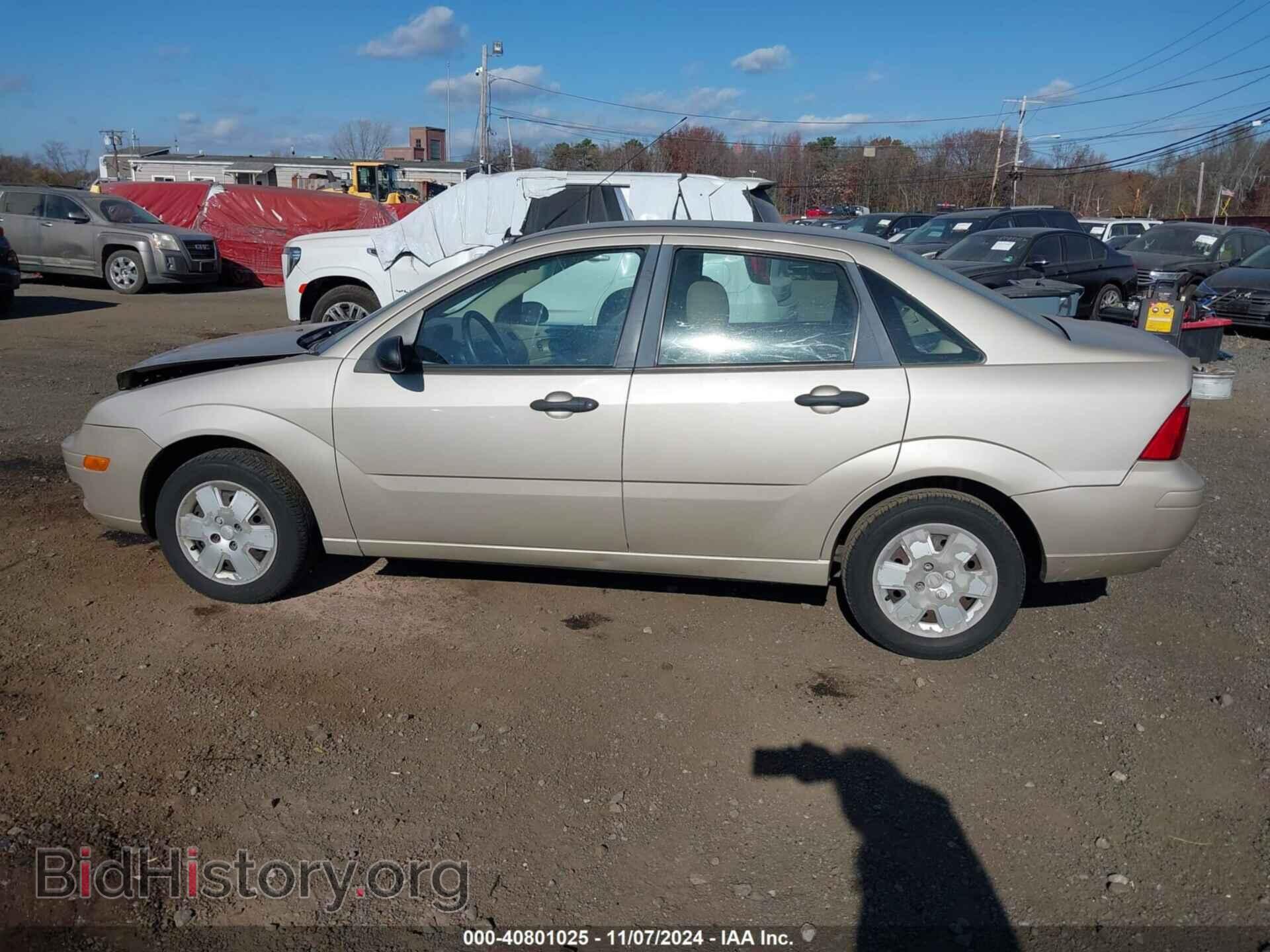 2007 FORD FOCUS - VIN: 1FAFP34N07W207577 - Фото 14
