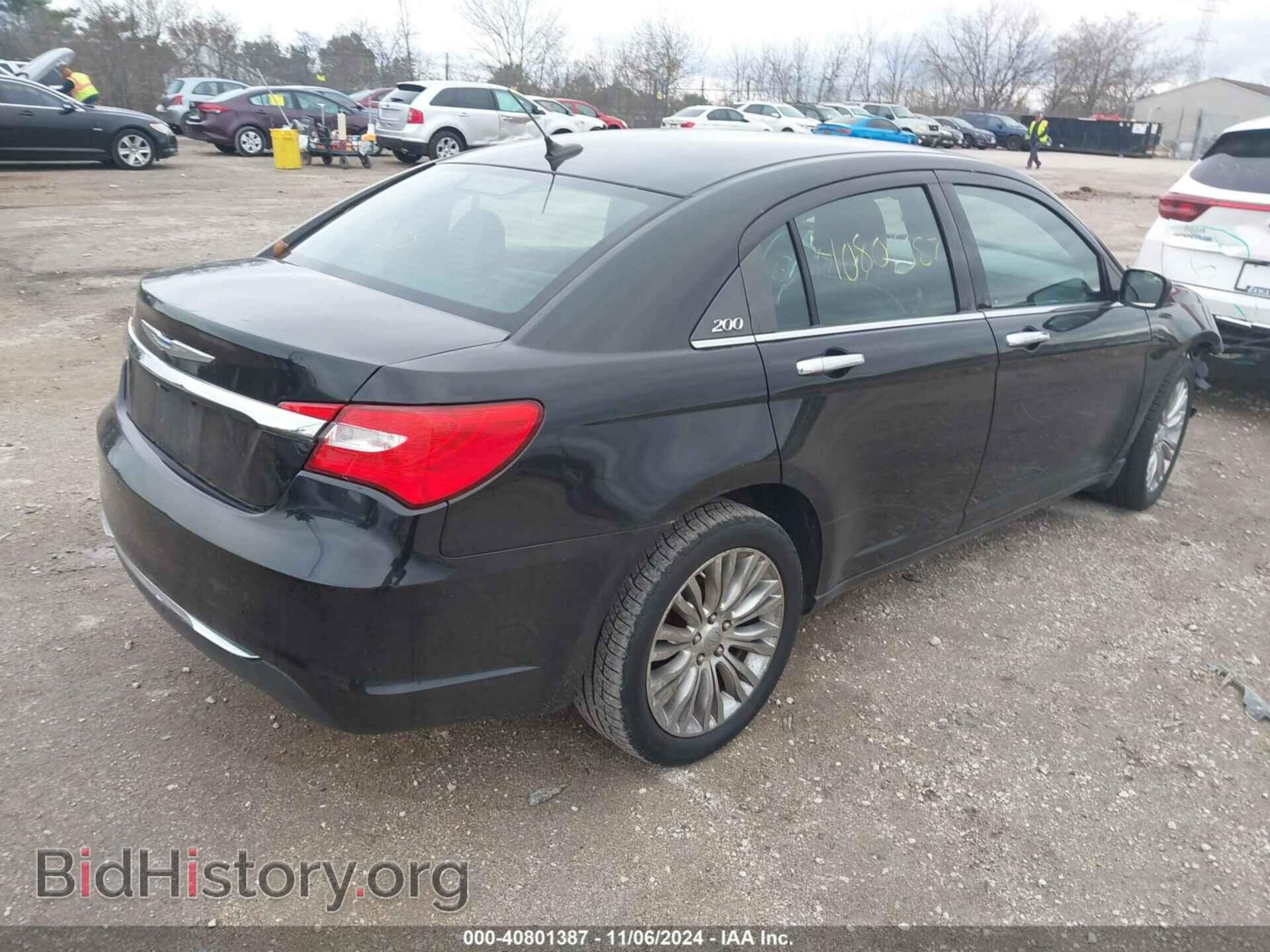 2011 CHRYSLER 200 - VIN: 1C3BC2FG4BN607142 - Фото 4