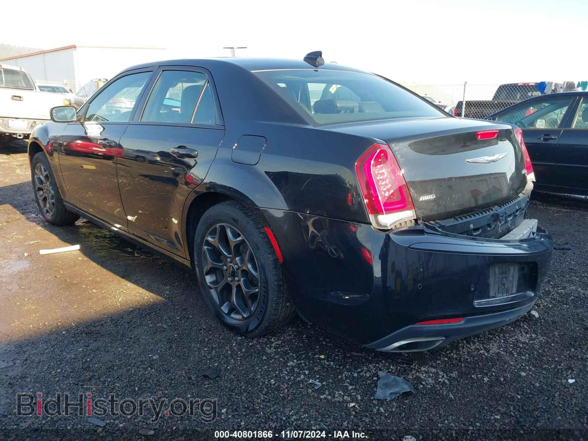 2018 CHRYSLER 300 - VIN: 2C3CCAGG3JH241050 - Фото 3