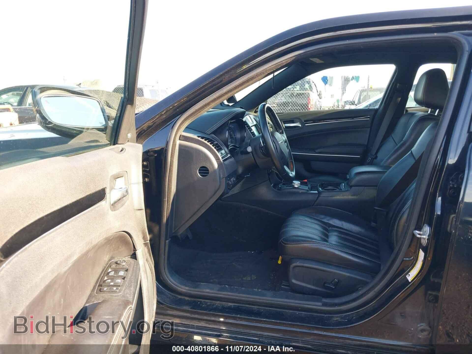 2018 CHRYSLER 300 - VIN: 2C3CCAGG3JH241050 - Фото 5