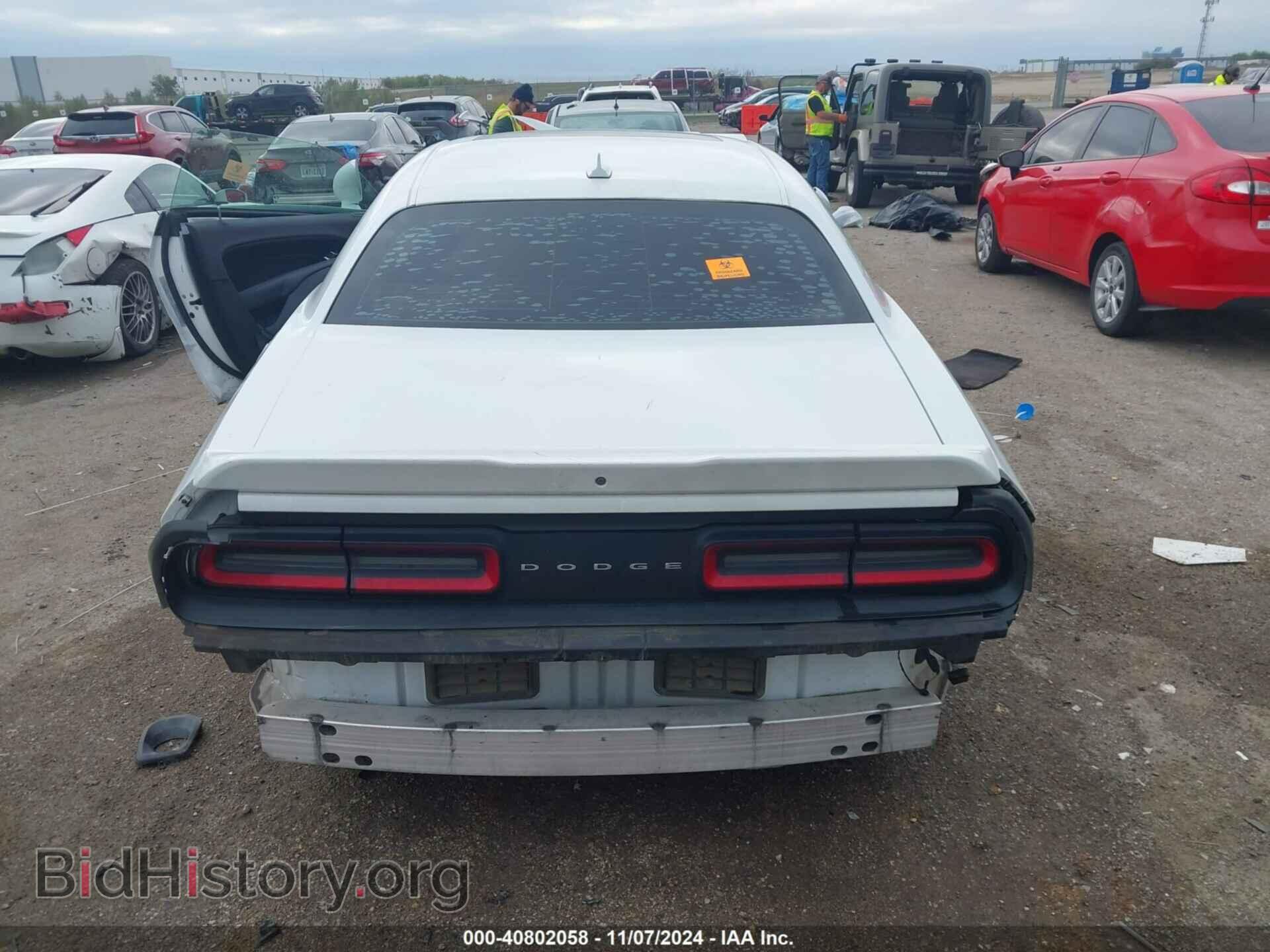 2018 DODGE CHALLENGER - VIN: 2C3CDZAG8JH258317 - Фото 16