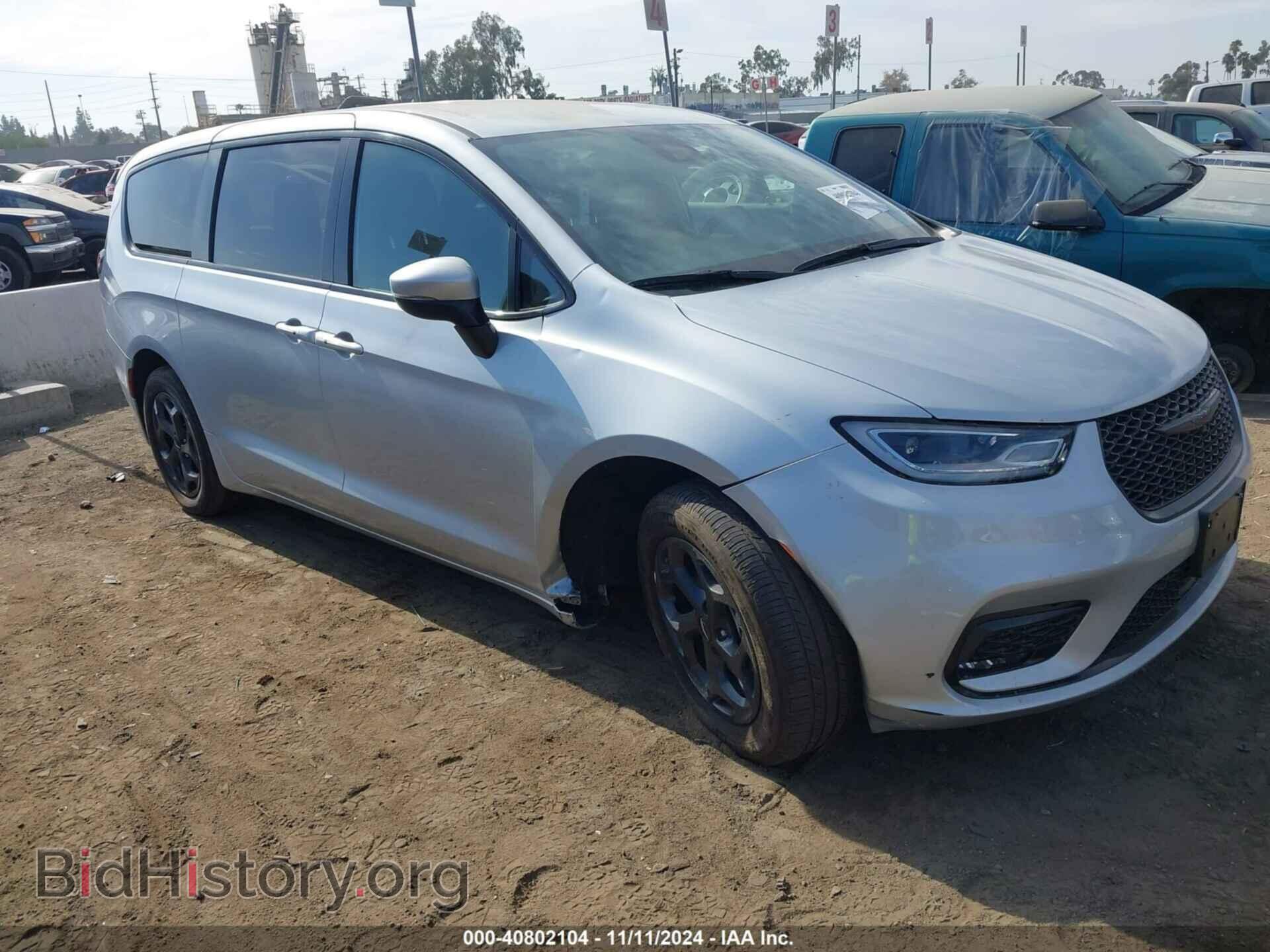 Фотография 2C4RC1L77PR510097 - CHRYSLER PACIFICA HYBRID 2023