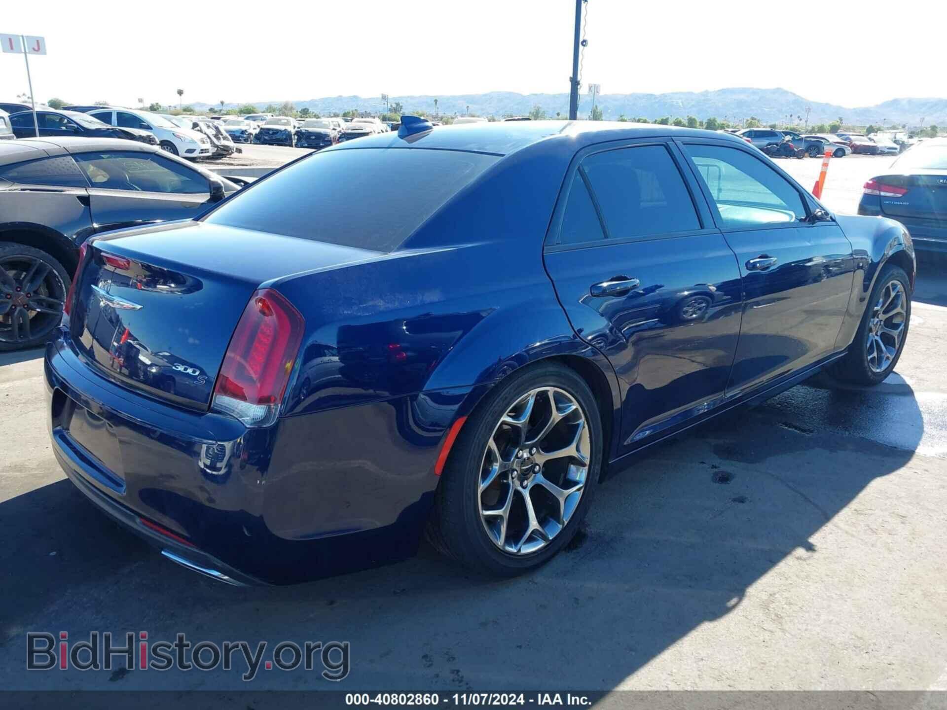 2016 CHRYSLER 300 - VIN: 2C3CCABG7GH144837 - Фото 4