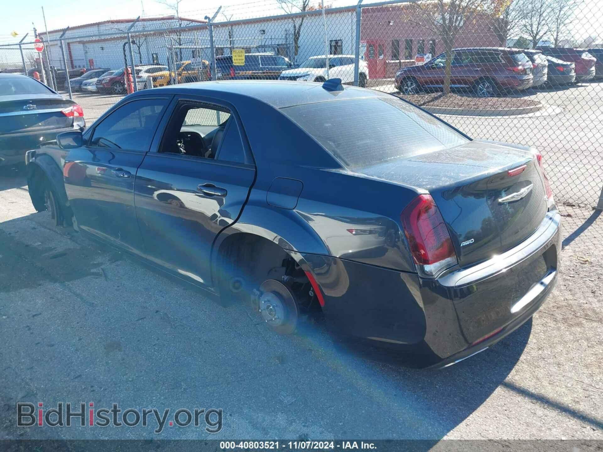2016 CHRYSLER 300 - VIN: 2C3CCAGG5GH304786 - Фото 3