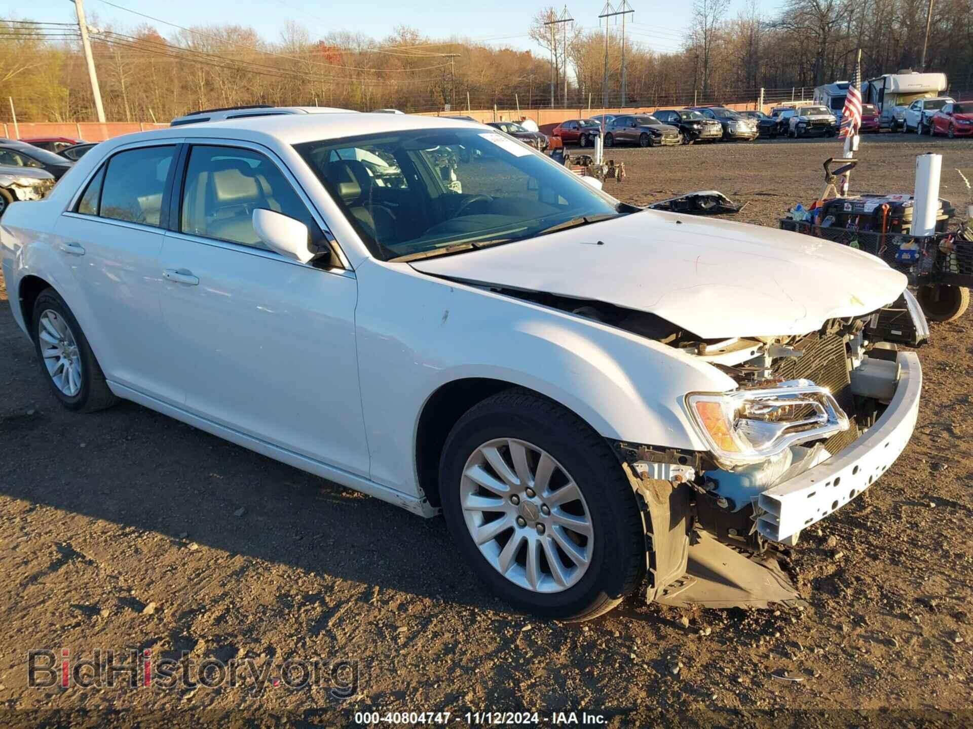 2014 CHRYSLER 300 - VIN: 2C3CCAAG3EH276122 - Фото 17