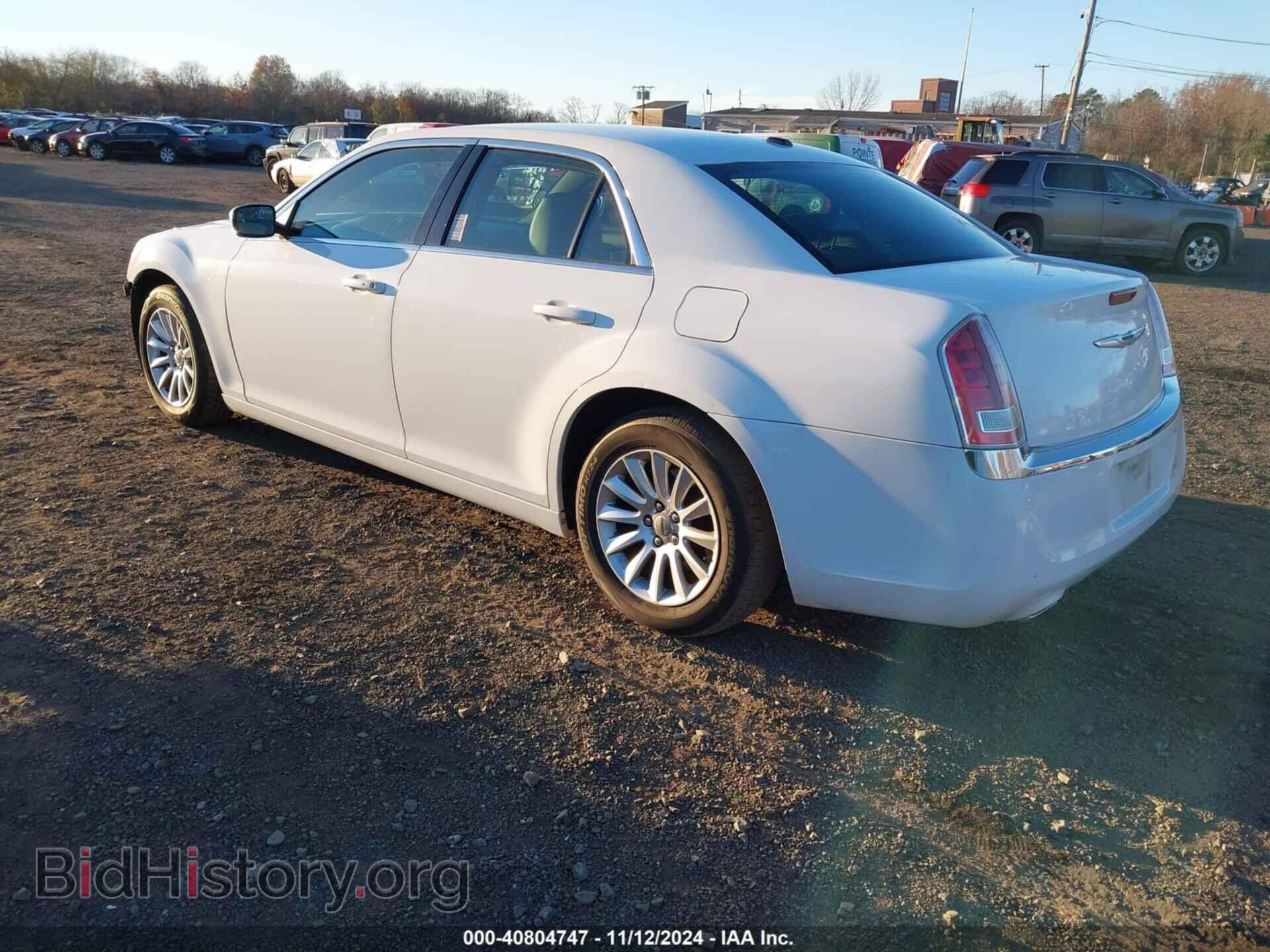 2014 CHRYSLER 300 - VIN: 2C3CCAAG3EH276122 - Фото 3
