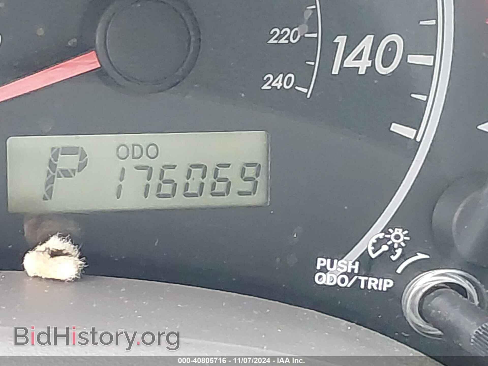2010 TOYOTA COROLLA - VIN: 2T1BU4EE5AC275802 - Фото 7
