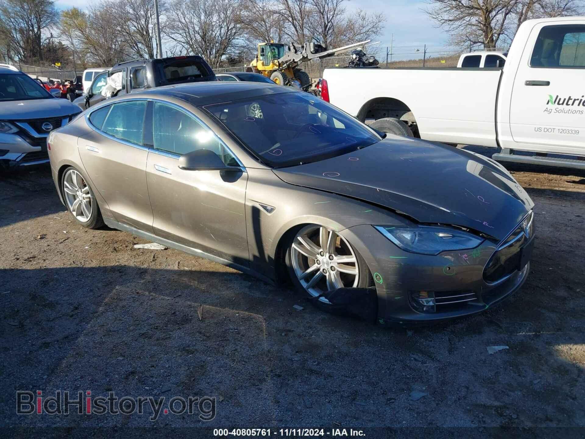 Фотография 5YJSA1E25FF115077 - TESLA MODEL S 2015