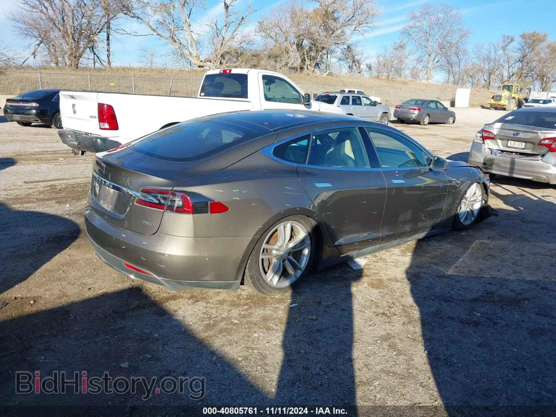 2015 TESLA MODEL S - VIN: 5YJSA1E25FF115077 - Фото 4