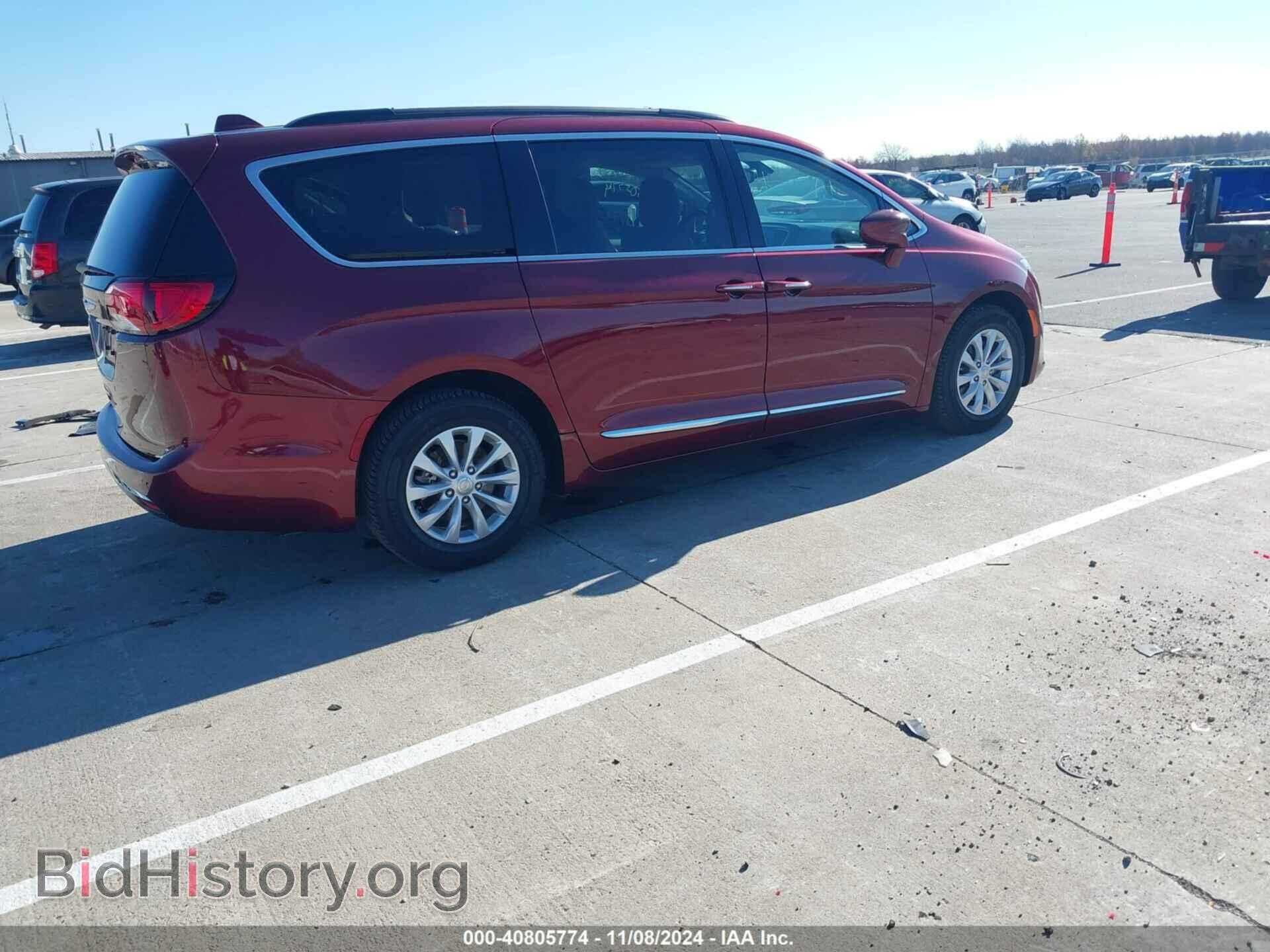 2017 CHRYSLER PACIFICA - VIN: 2C4RC1BG3HR832321 - Photo 4
