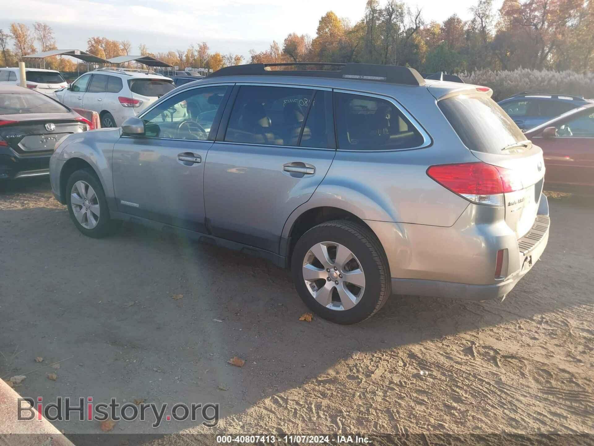 2011 SUBARU OUTBACK - VIN: 4S4BRBKC3B3377288 - Фото 3