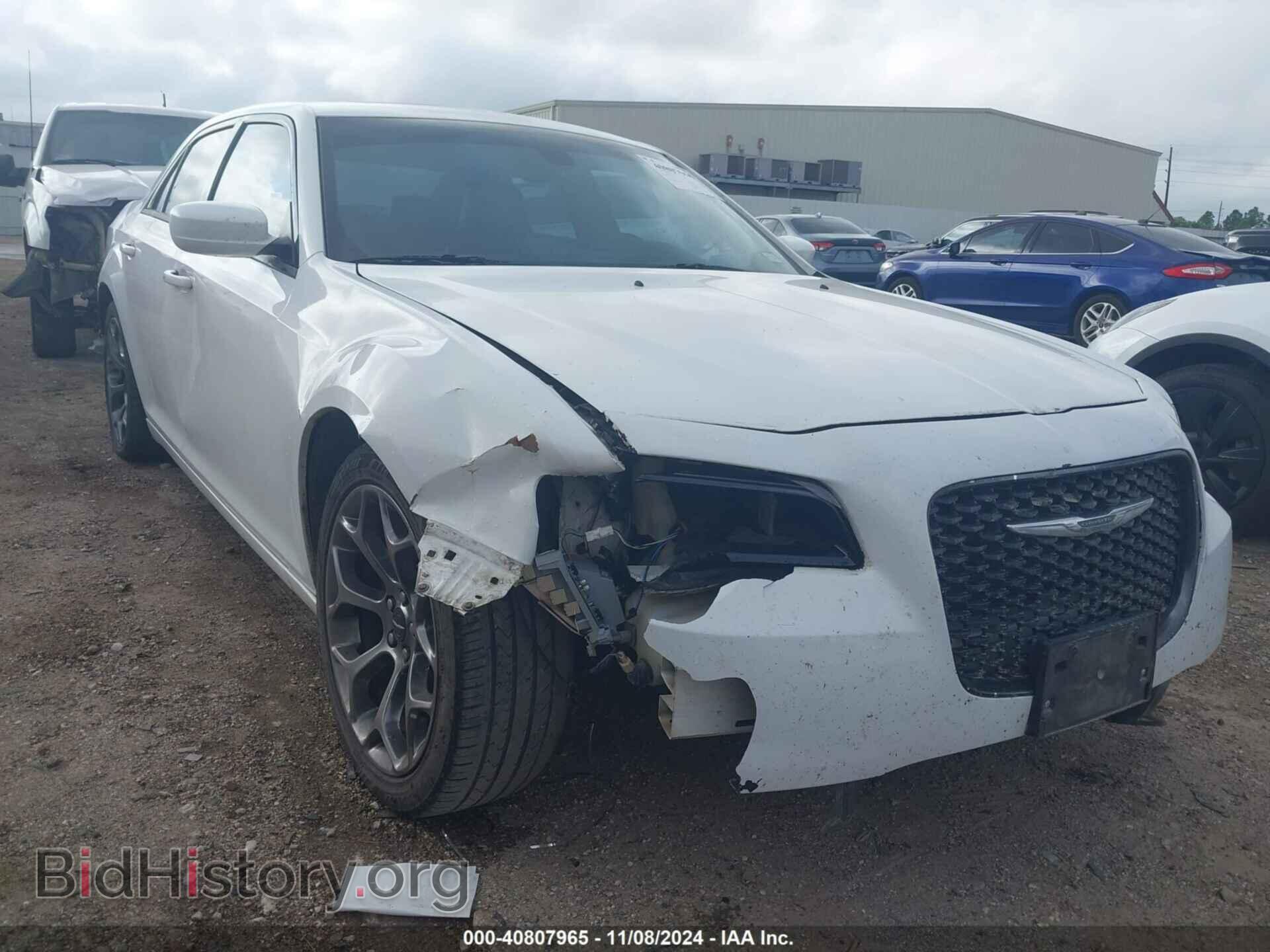 2015 CHRYSLER 300 - VIN: 2C3CCABG4FH807795 - Фото 6