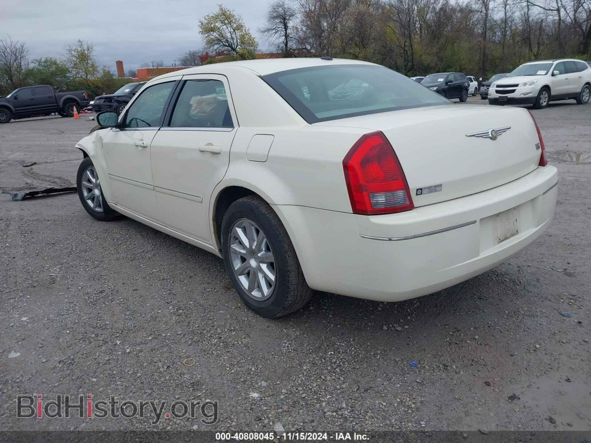 2007 CHRYSLER 300 - VIN: 2C3KA53G57H601376 - Фото 3