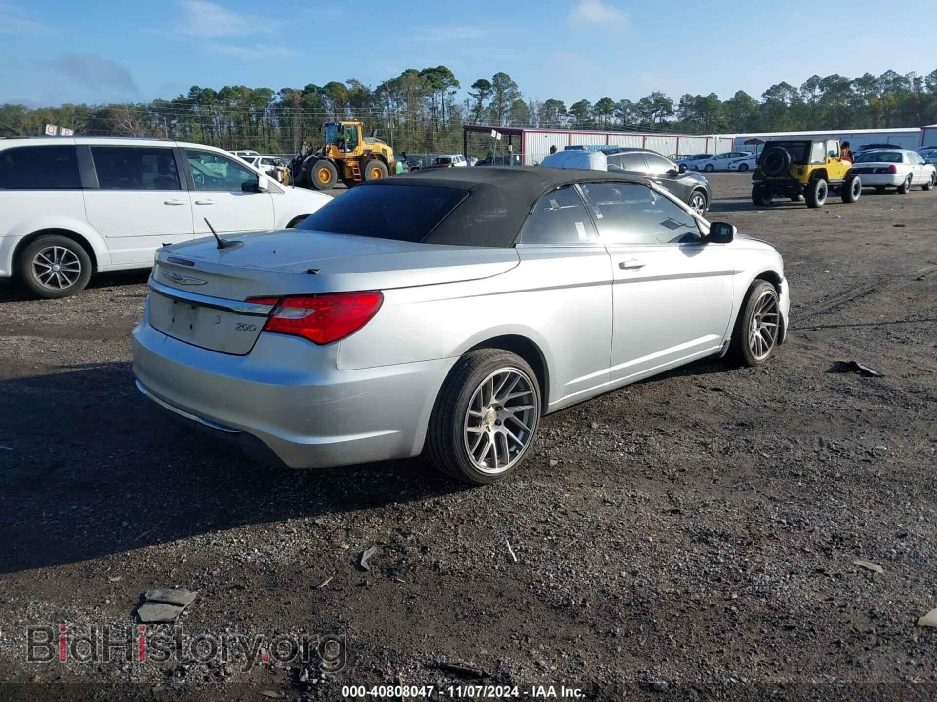 2012 CHRYSLER 200 - VIN: 1C3BCBEB7CN179977 - Фото 4