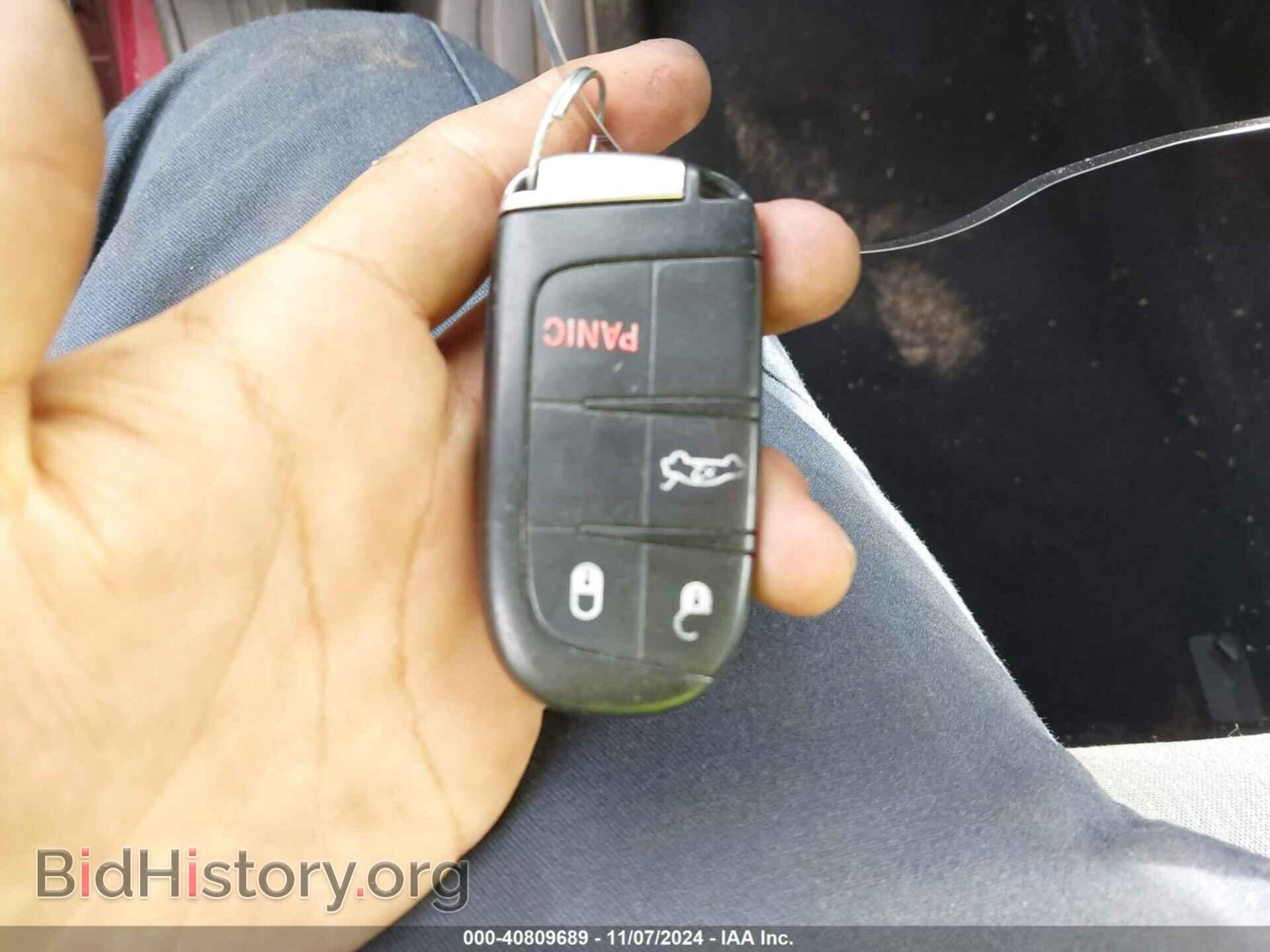2015 CHRYSLER 200 - VIN: 1C3CCCAB7FN633391 - Фото 11