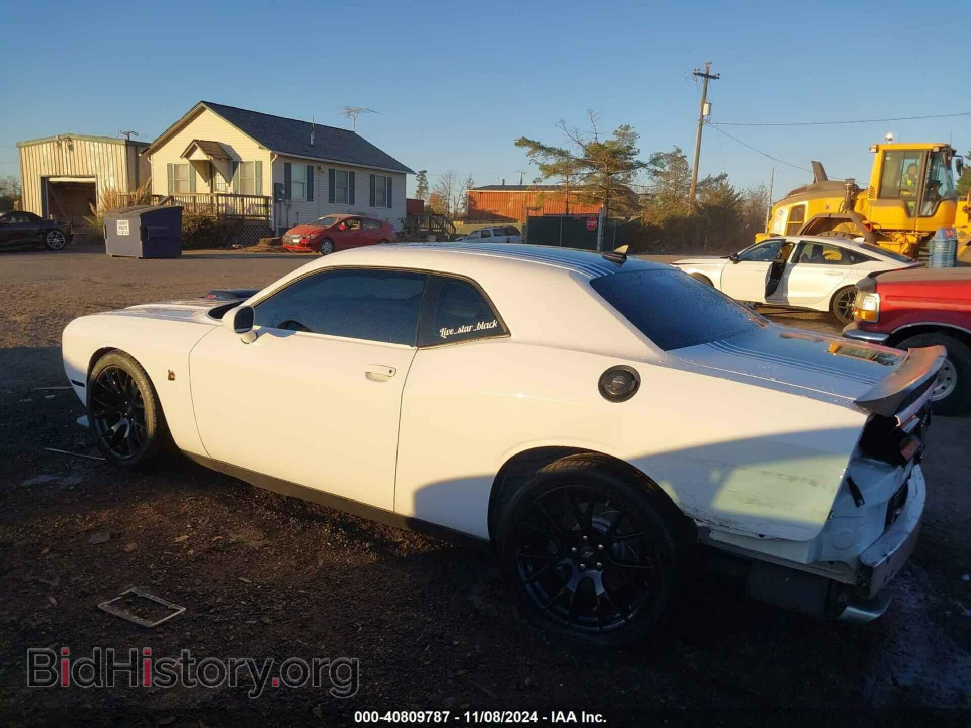 2017 DODGE CHALLENGER - VIN: 2C3CDZFJ1HH588802 - Фото 3