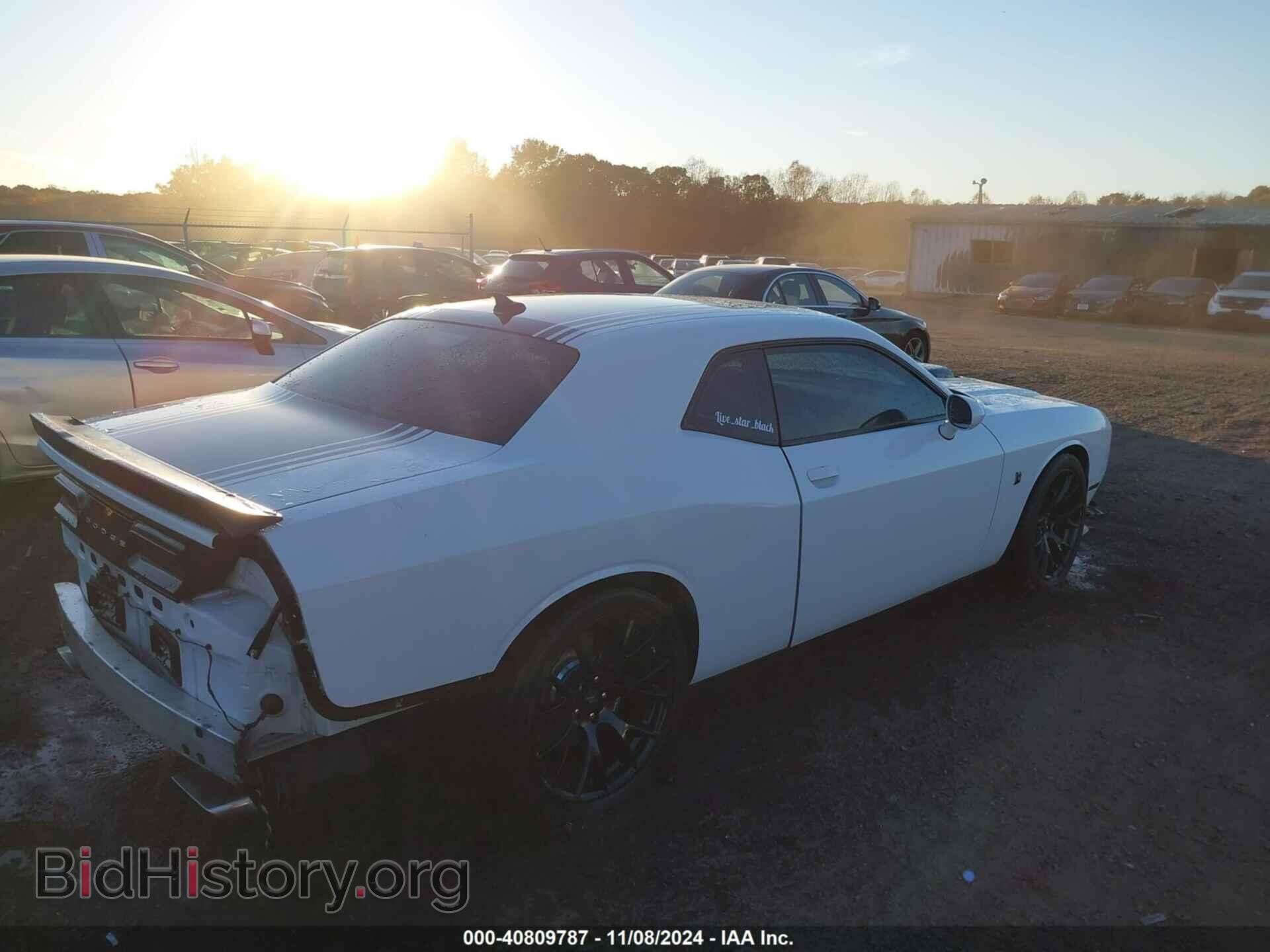 2017 DODGE CHALLENGER - VIN: 2C3CDZFJ1HH588802 - Фото 4