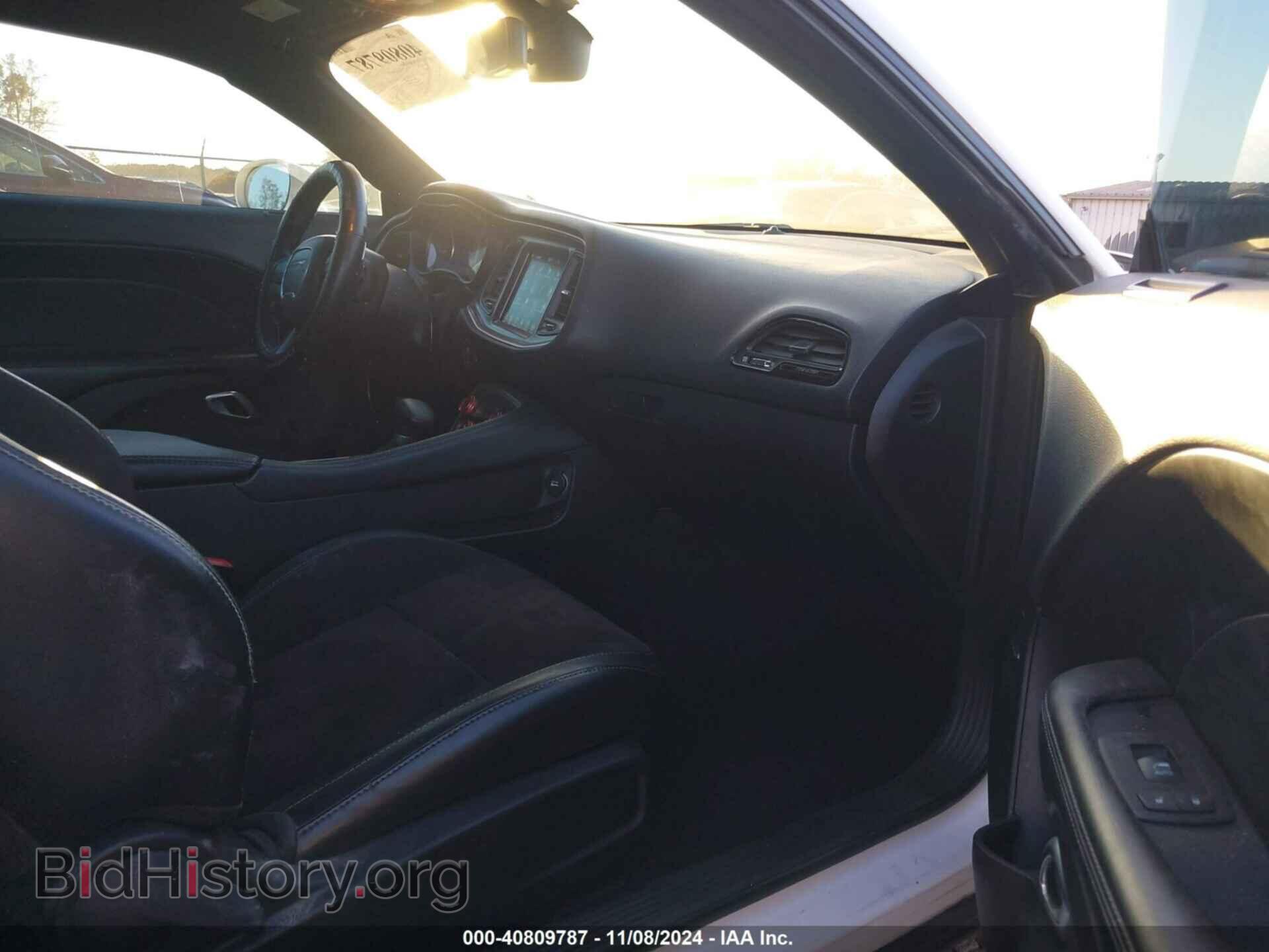 2017 DODGE CHALLENGER - VIN: 2C3CDZFJ1HH588802 - Фото 5