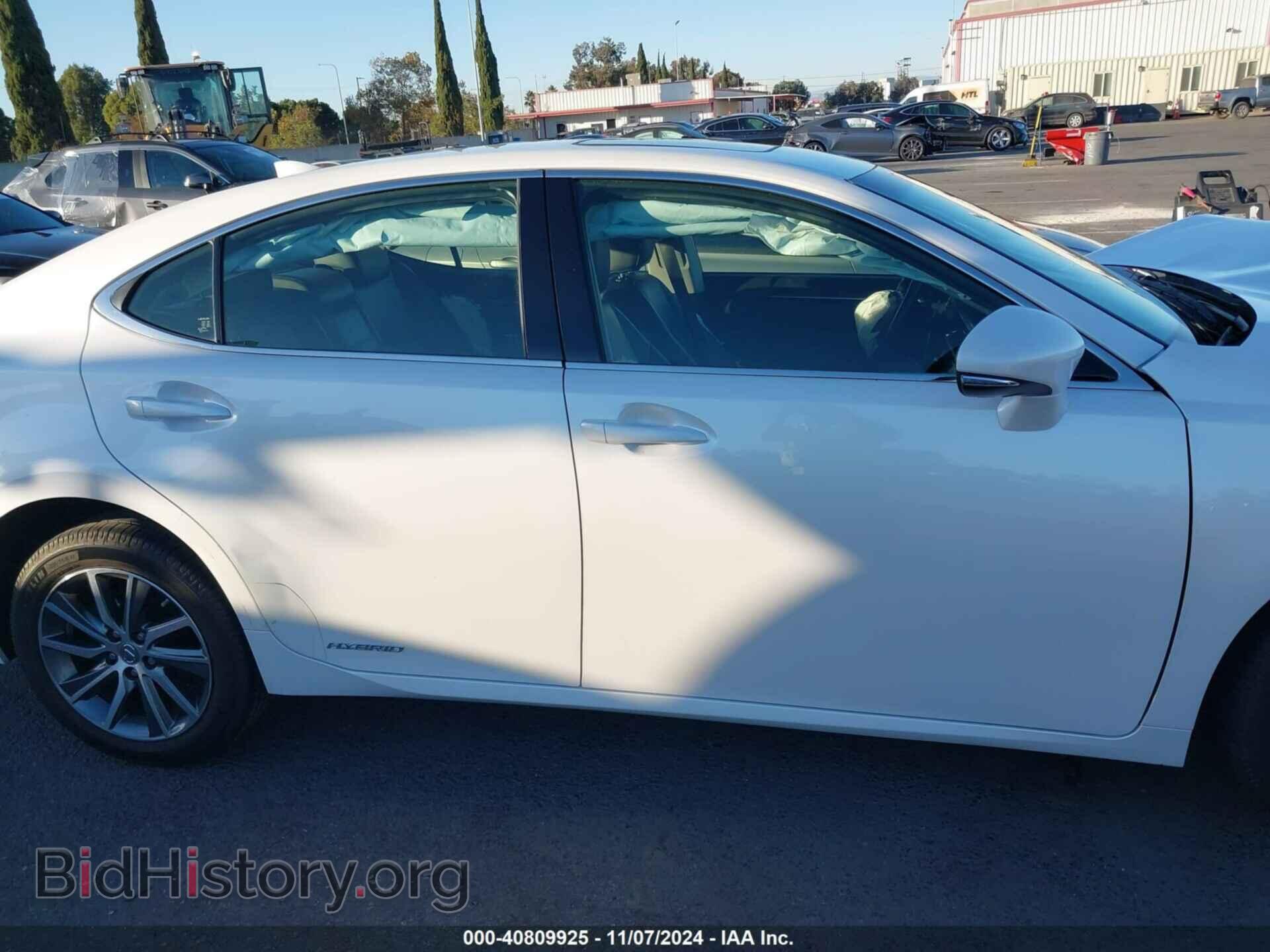 2017 LEXUS ES 300H - VIN: JTHBW1GG8H2135466 - Фото 13